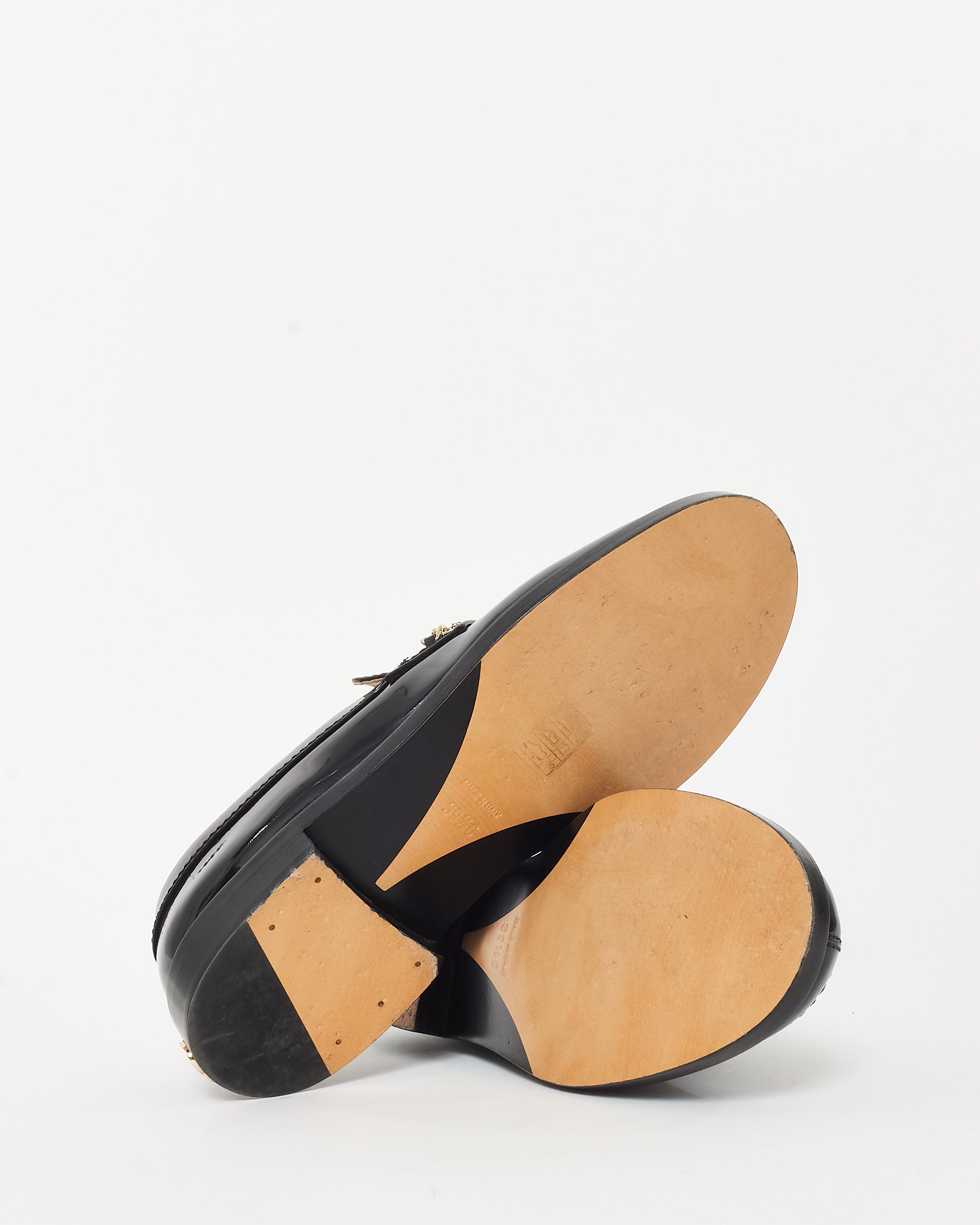 Buy Chanel Black Patent Leather Chain 'CHANEL' loafers - 39.5C