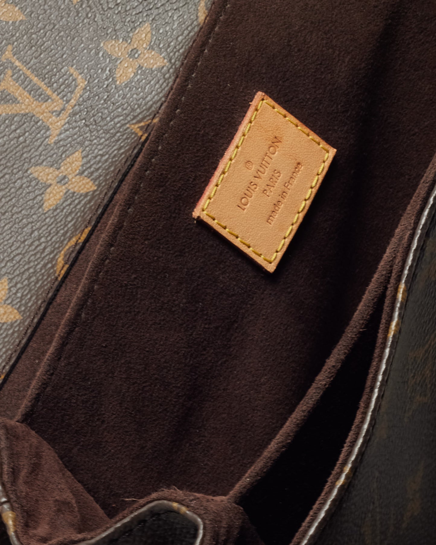 Louis Vuitton Monogram Canvas Pochette Metis Bag
