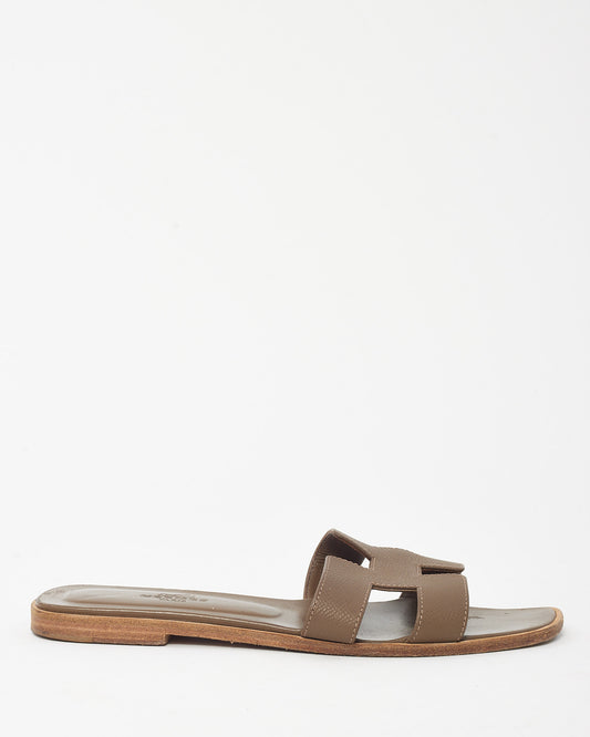 Hermès Étoupe Leather Oran H Sandals - 36.5