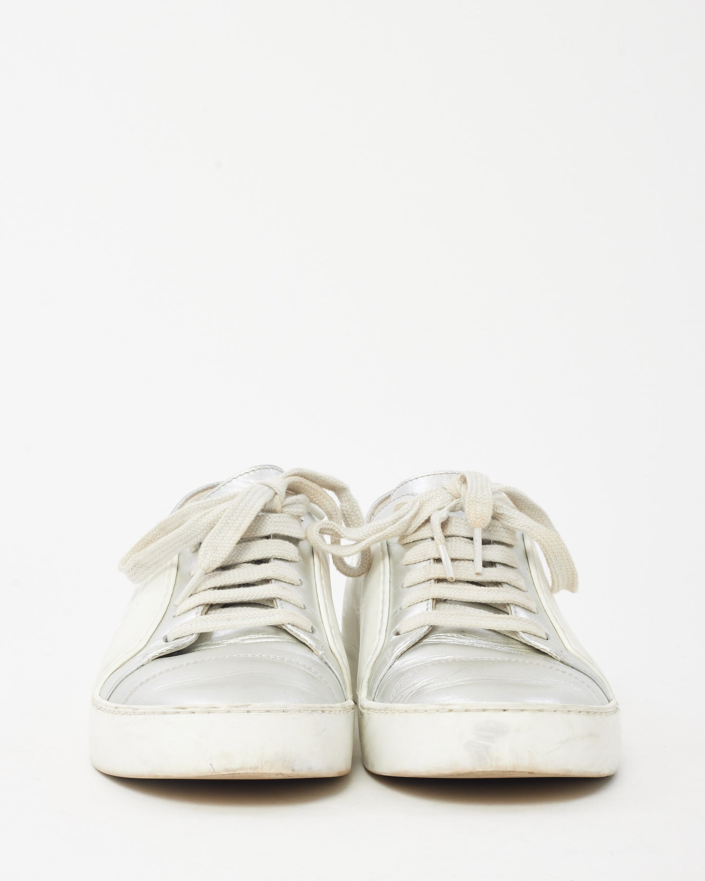 Chanel White Leather and Silver CC Logo Low-Top Sneakers - 36