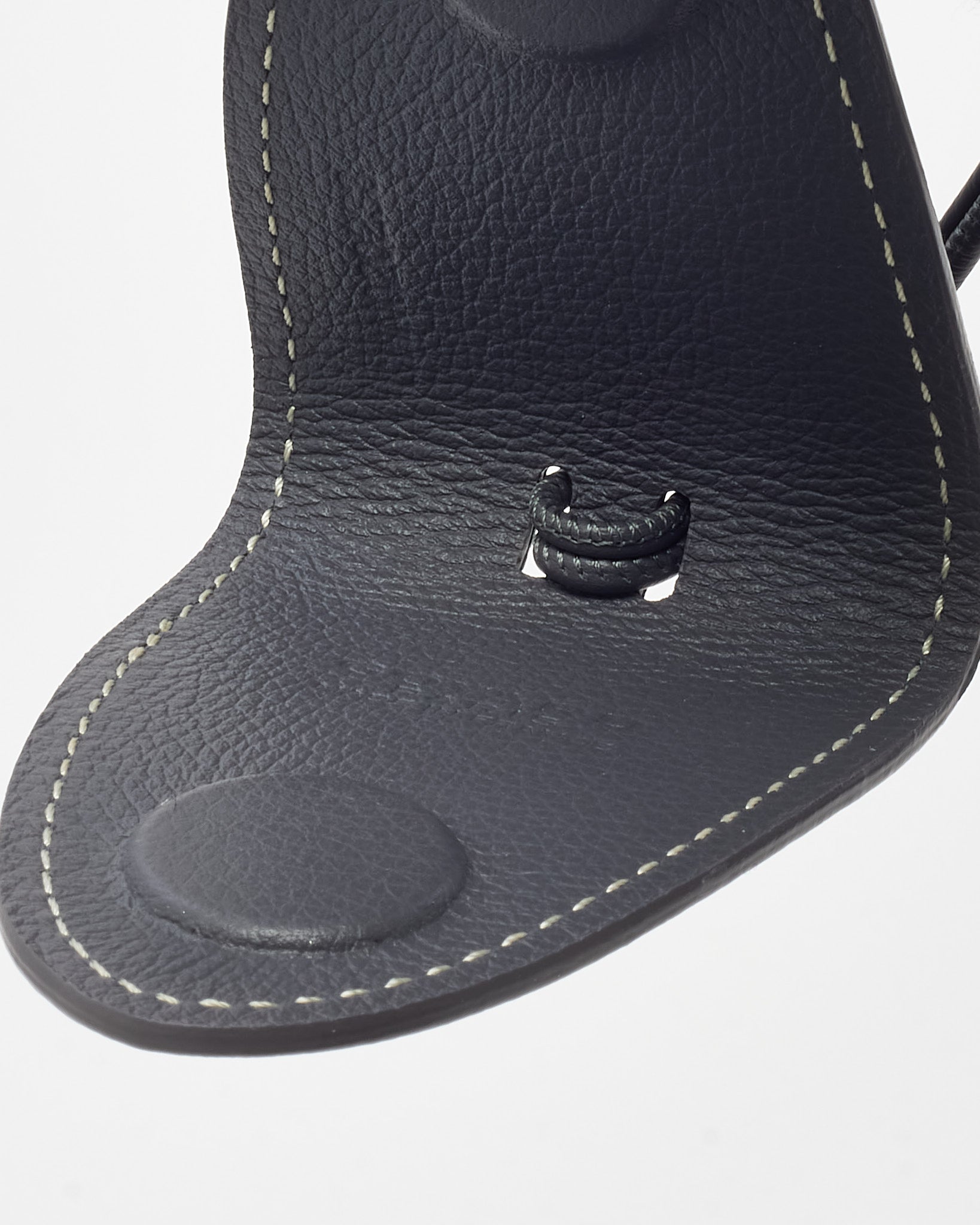Buy Goyard Grey Leather Croc Universel Bag Clip - Authenticated