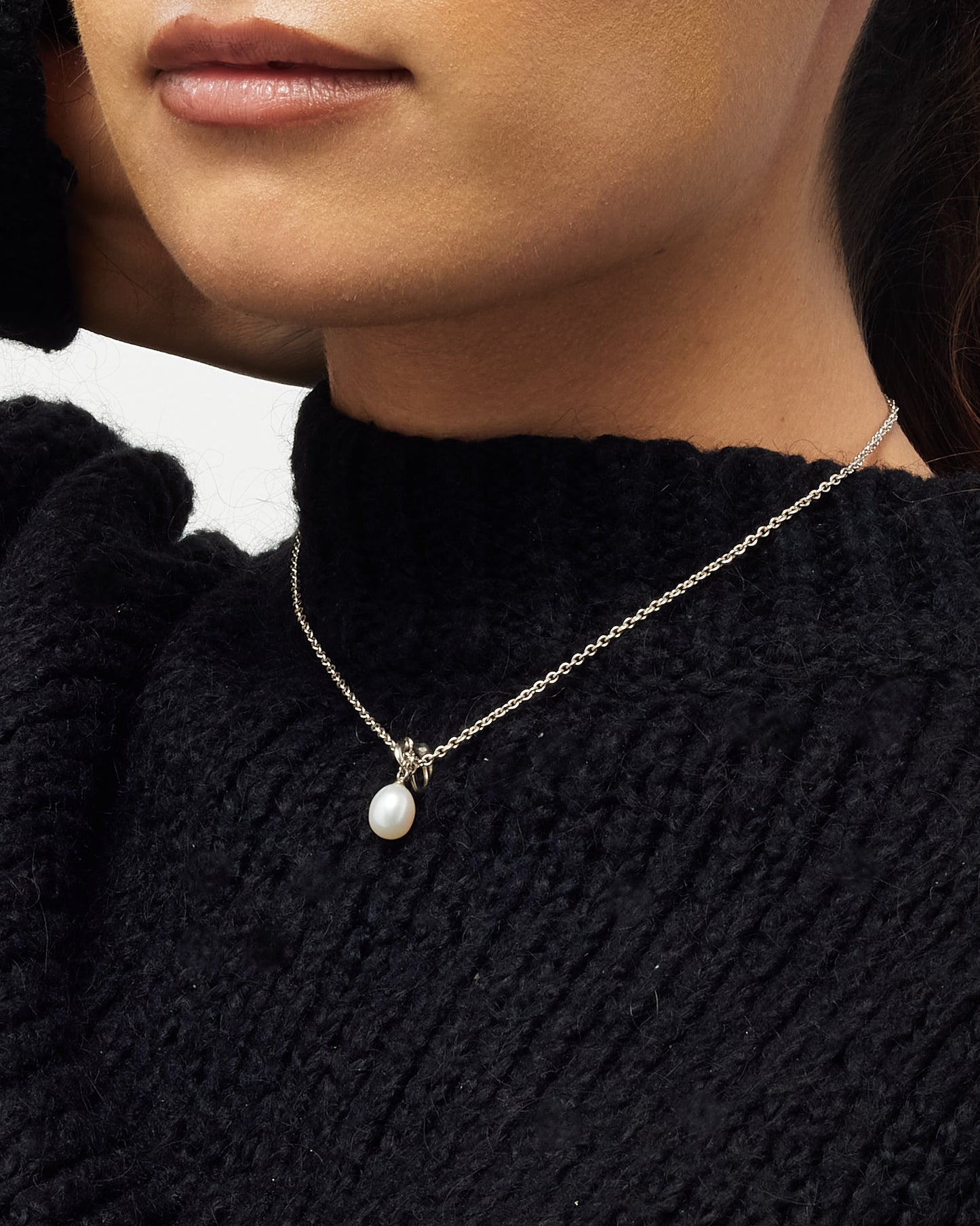 Tiffany & Co. Sterling Silver Open Heart and Pearl Lariat Necklace