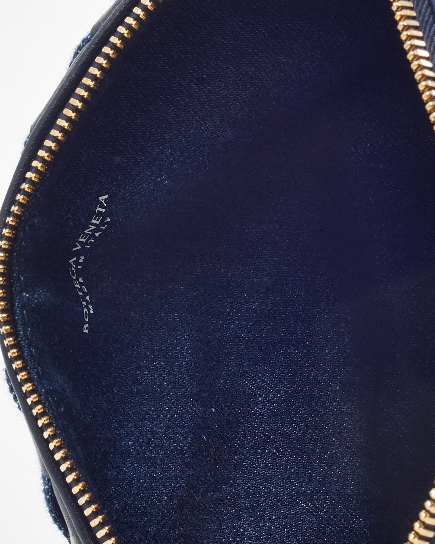 Bottega Veneta Navy and Indigo Intrecciato-Woven Leather and Denim Mini Wallace Bag