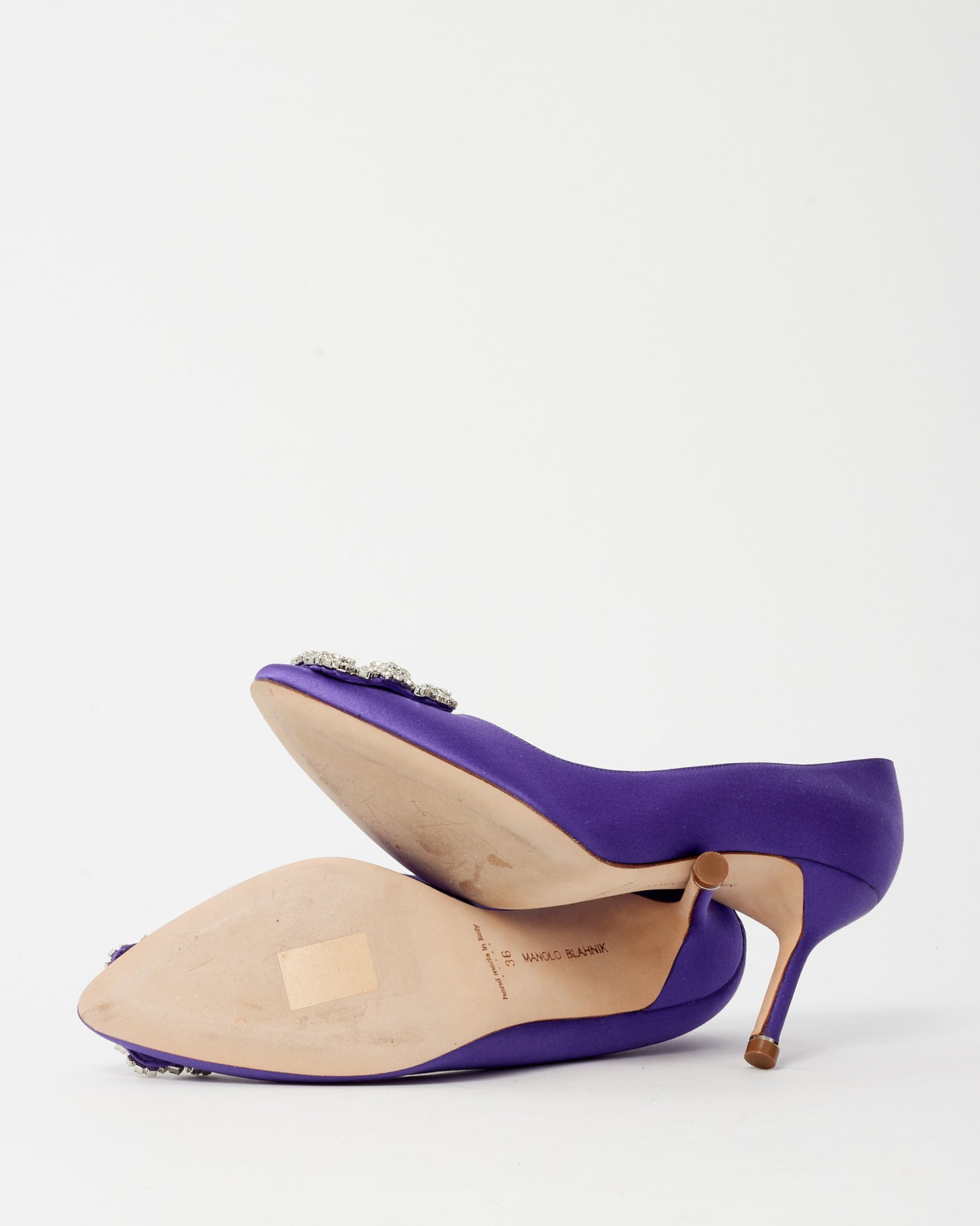 Manolo Blahnik Purple Satin Jewel Buckle Hangisi 70 Pumps - 36