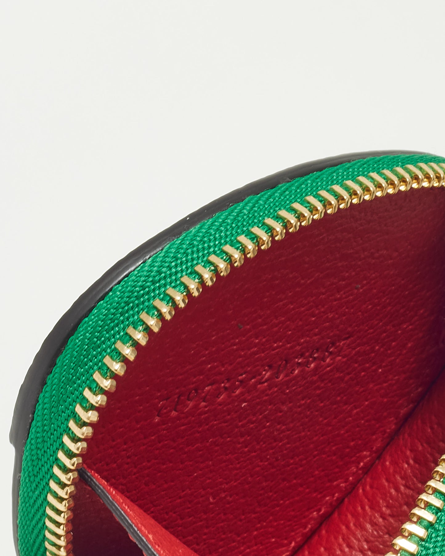 Gucci Red and Green Textured Dollar Calfskin Retro Interlocking G Fruttini Strawberry Coin Case Bag Charm Key Chain