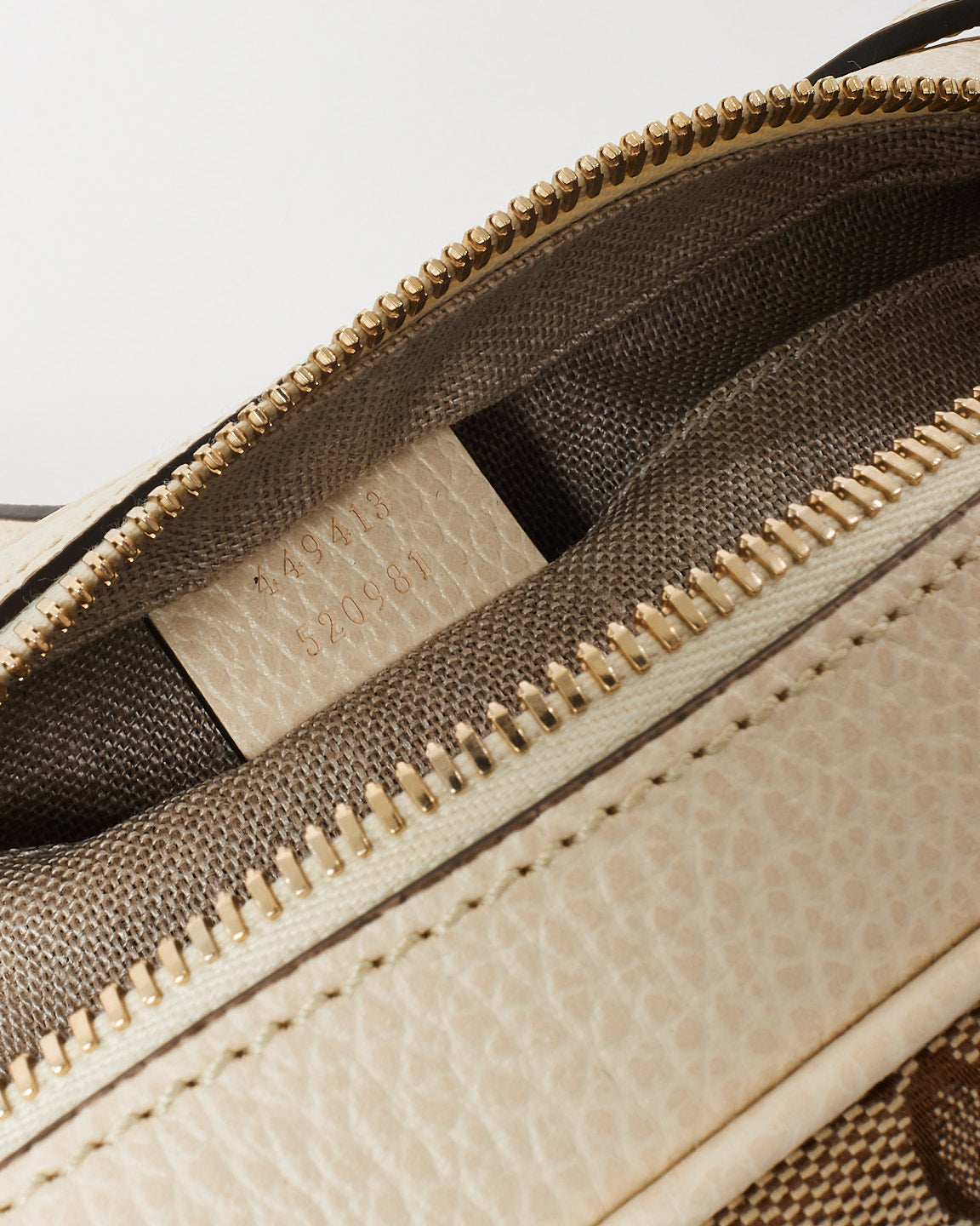 Gucci White Leather & Beige GG Monogram Canvas Bree Camera Bag