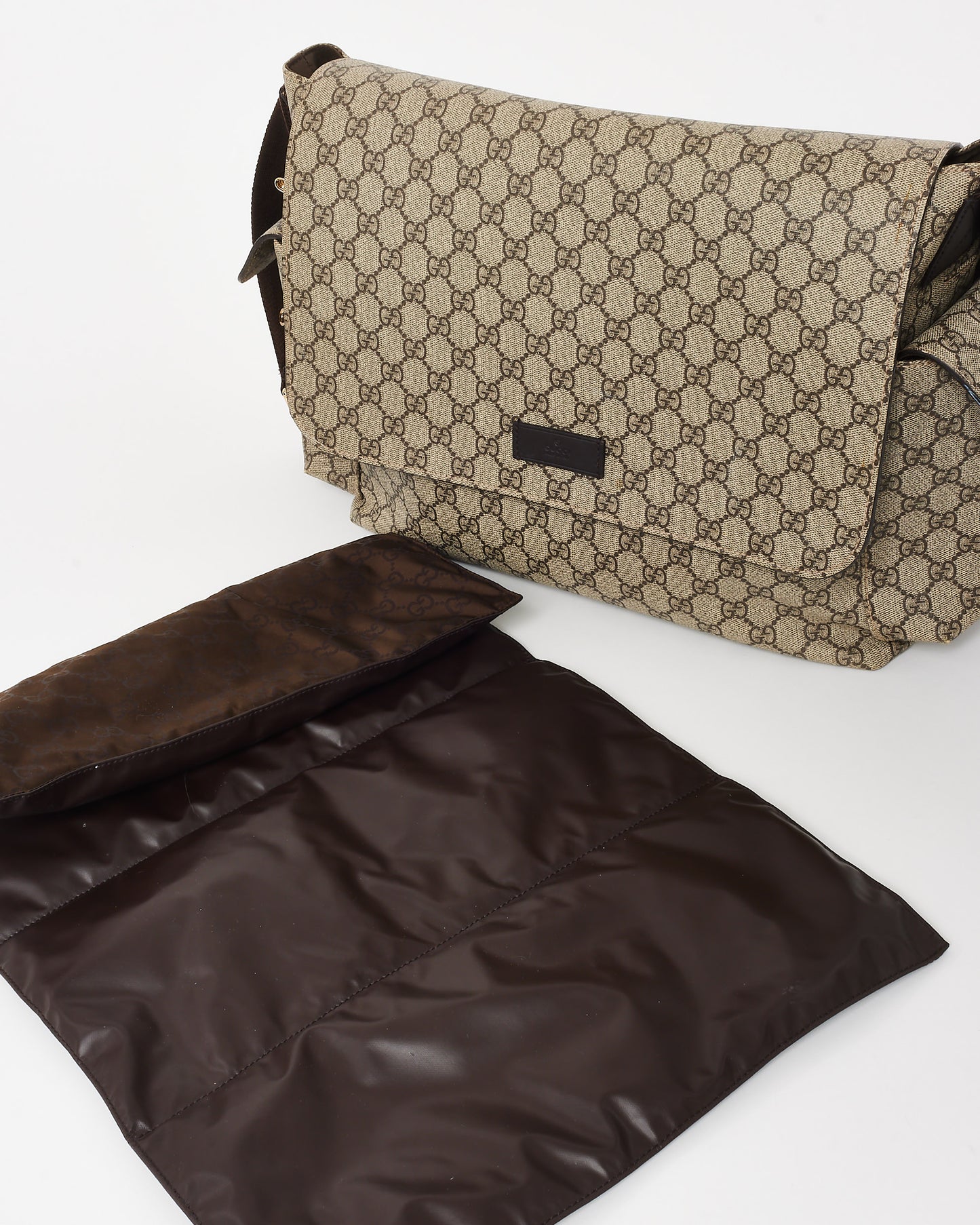 Gucci Beige & Ebony GG Monogram Supreme Coated Canvas Medium Diaper Bag