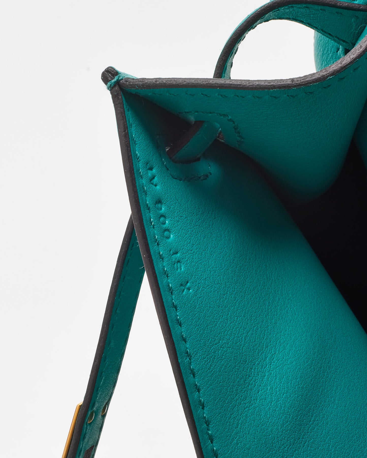 Hermès Blue Paon Swift Leather Kelly Pochette GHW