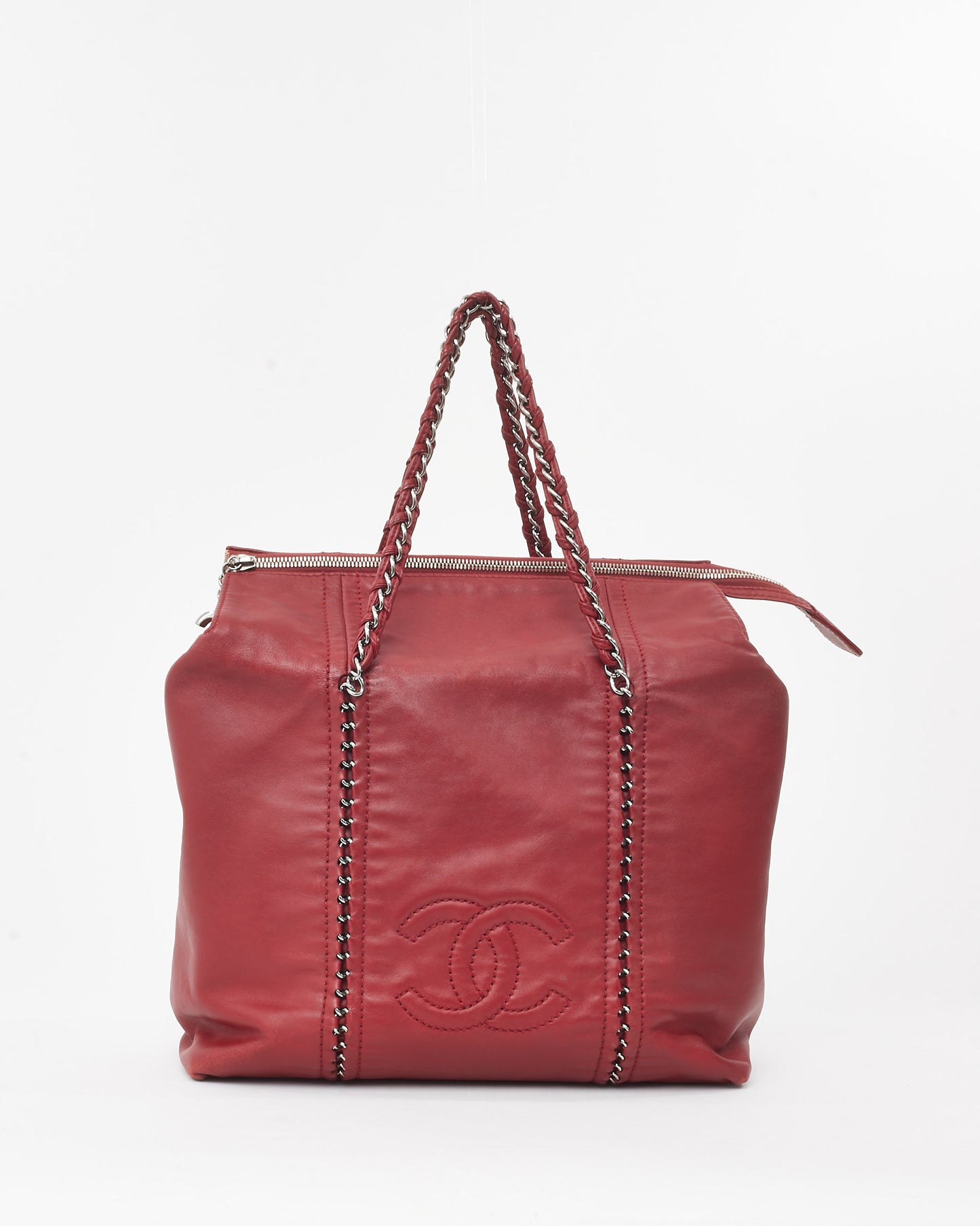 Chanel Red Smooth Calfskin Leather CC Logo Luxe Ligne Large Tote Bag