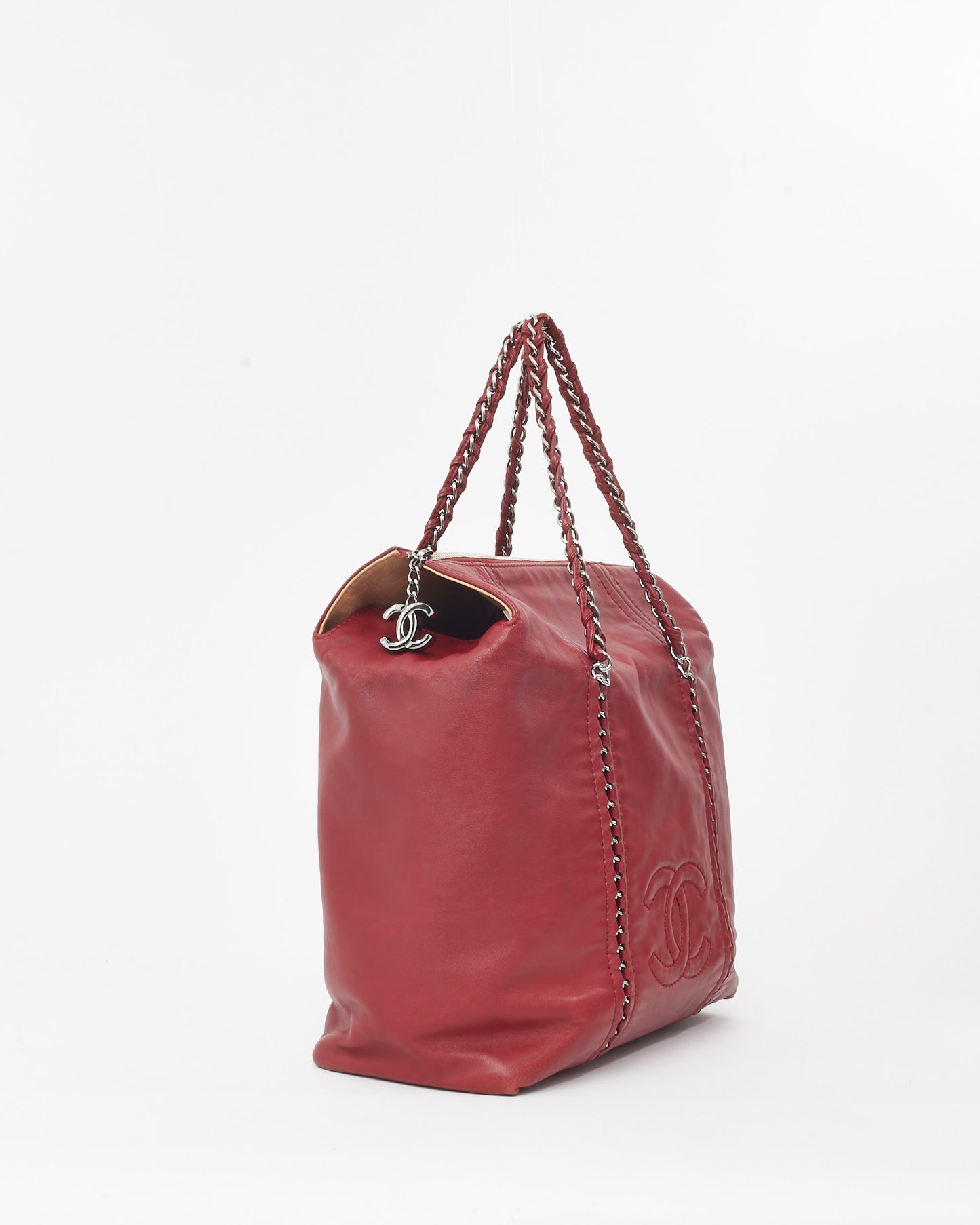 Chanel Red Smooth Calfskin Leather CC Logo Luxe Ligne Large Tote Bag