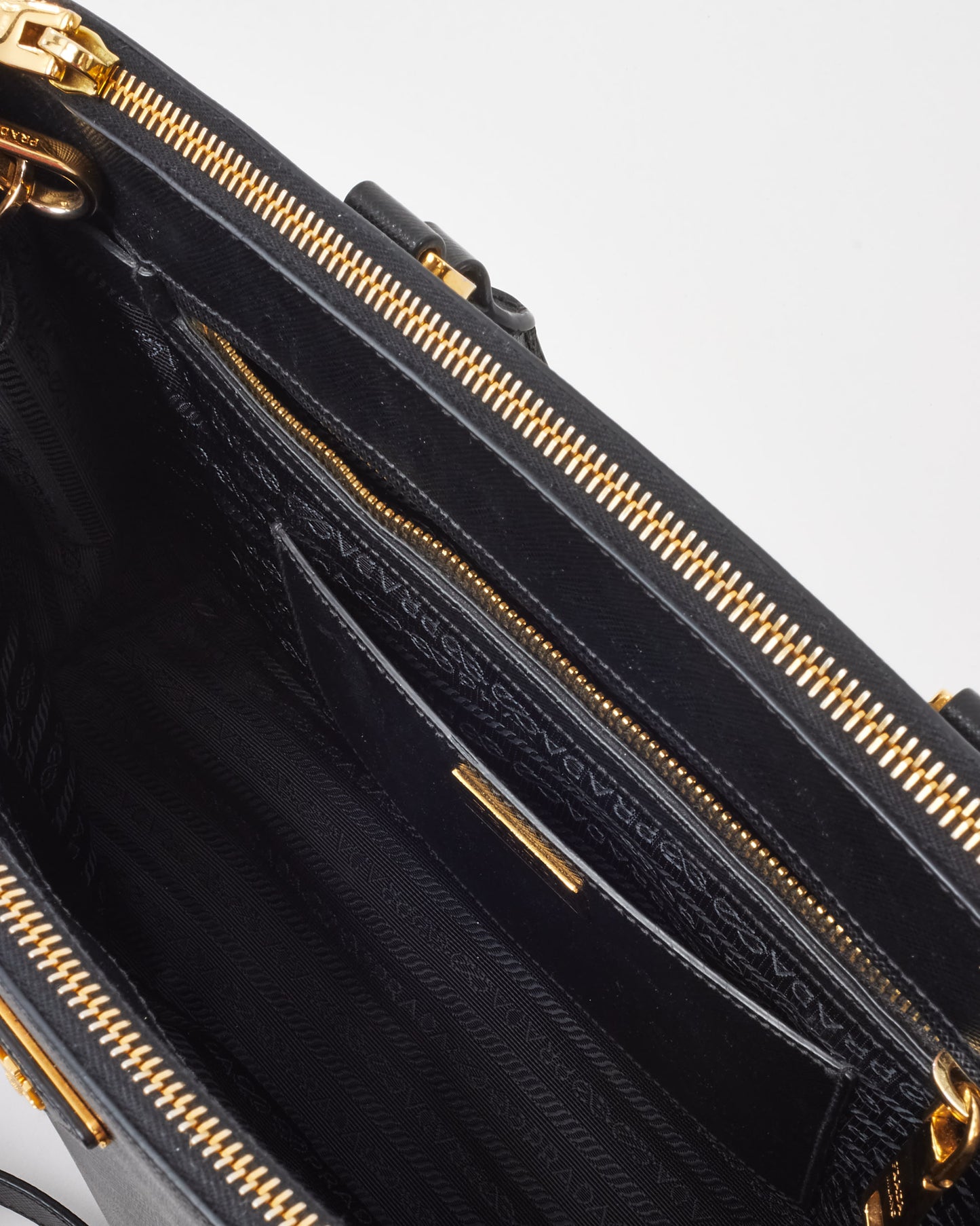 Prada Black Saffiano Lux Leather Double Zip Medium Galleria Tote