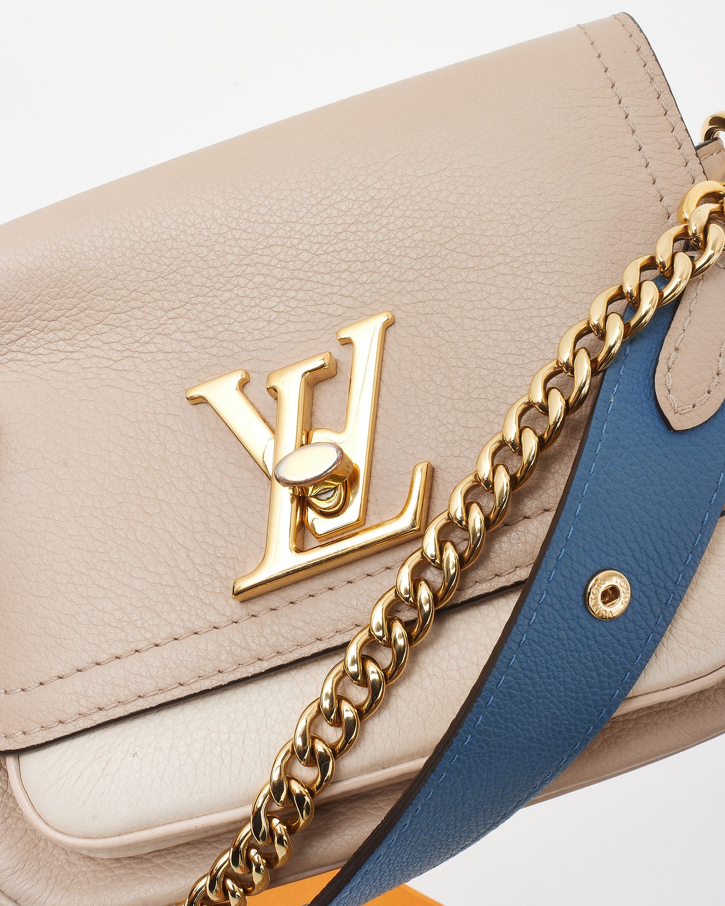 Louis Vuitton Greige Grained Leather Lockme Tender Crossbody Bag