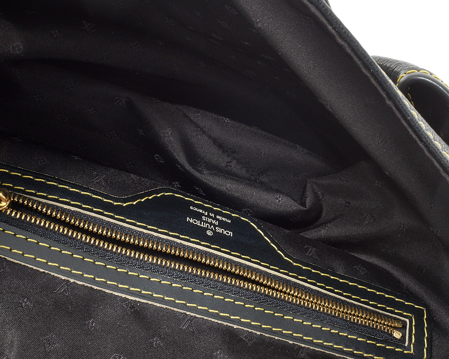 Louis Vuitton Black Suhali Leather Le Confident Shoulder Bag