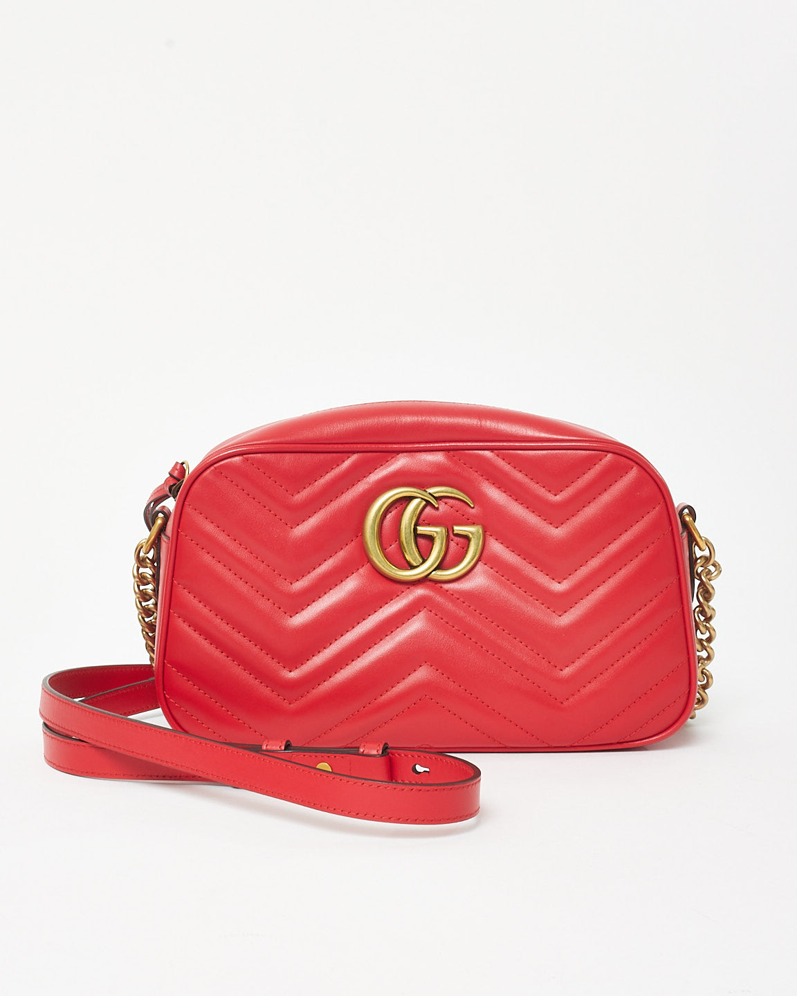 Gucci Red Matelassé Chevron Leather GG Marmont Small Camera Bag