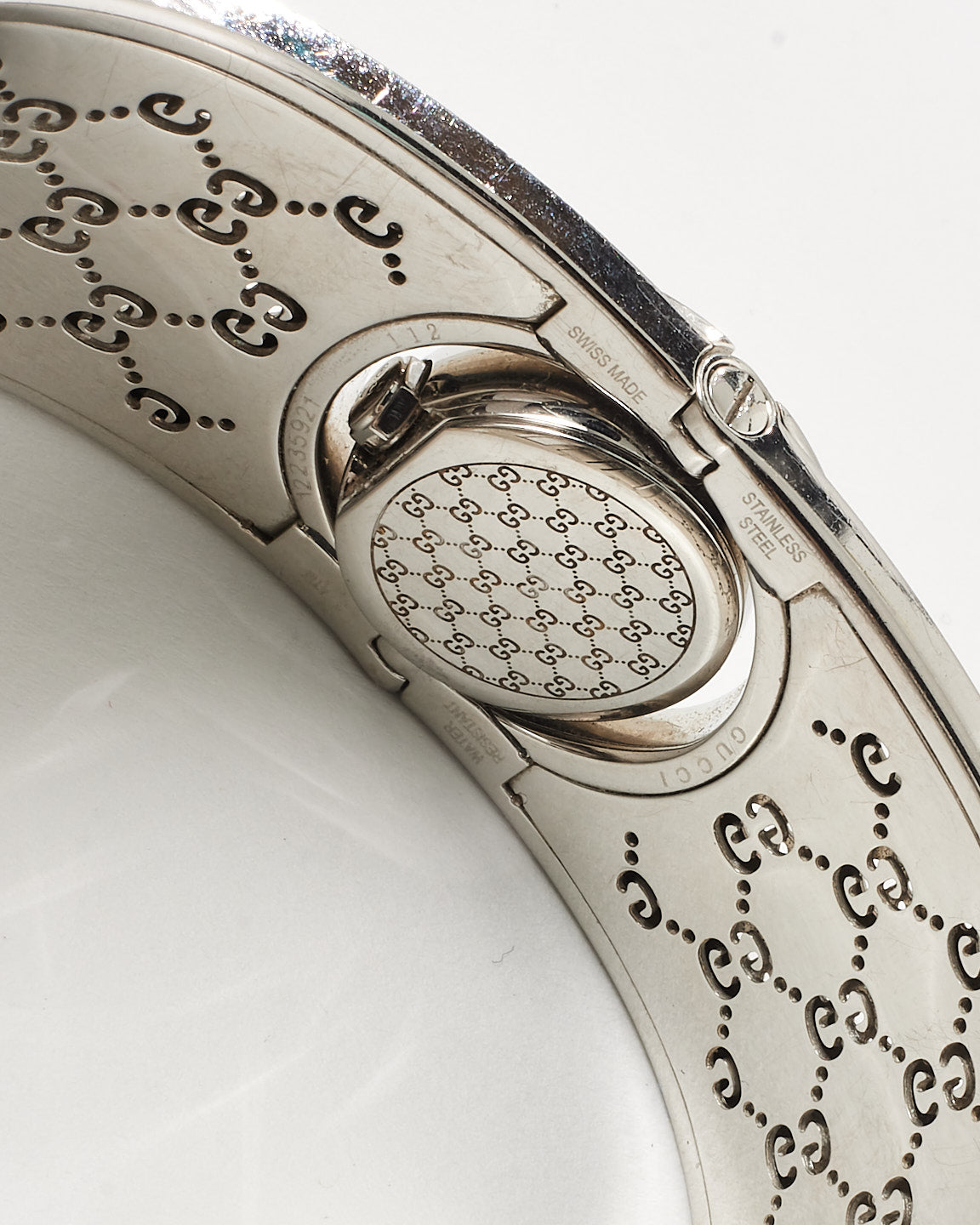 Gucci Sterling Silver GG Monogram 112 Twirl Watch