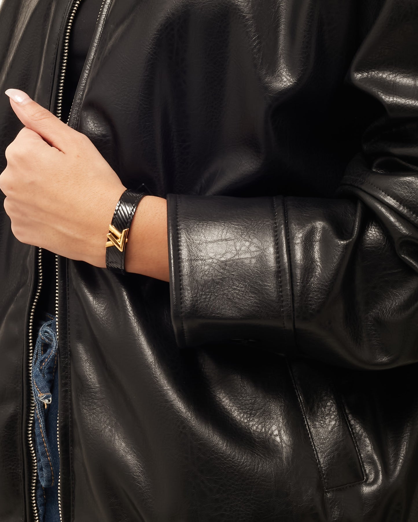 Louis Vuitton Black Leather Epi LV Twist Logo Bracelet