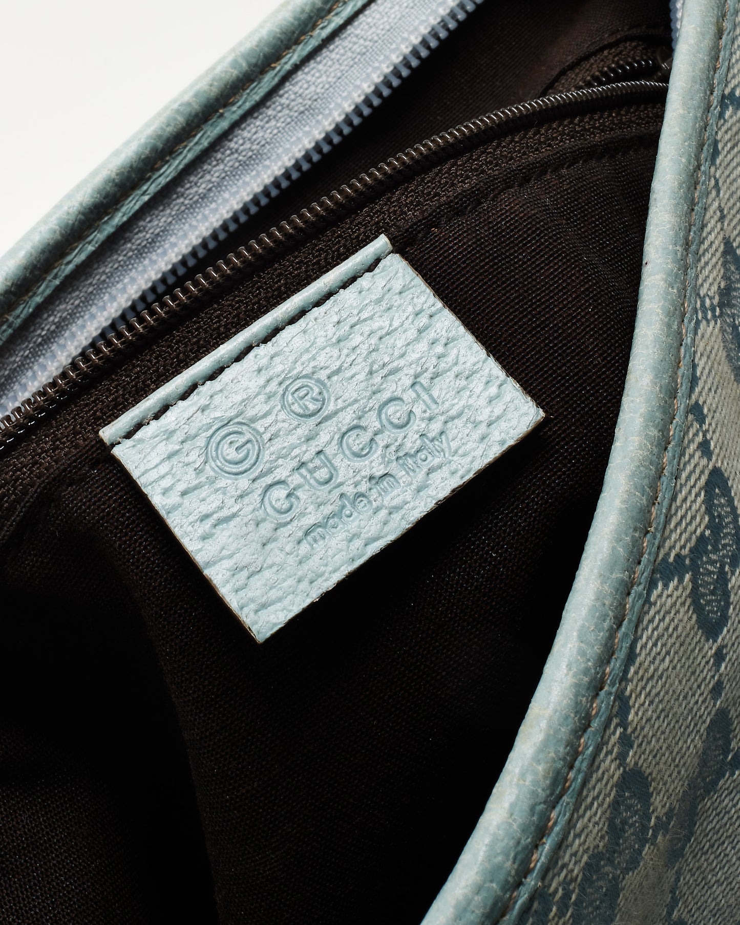 Sac Gucci Bandoulière Plat Monogramme GG en Toile Bleu Clair