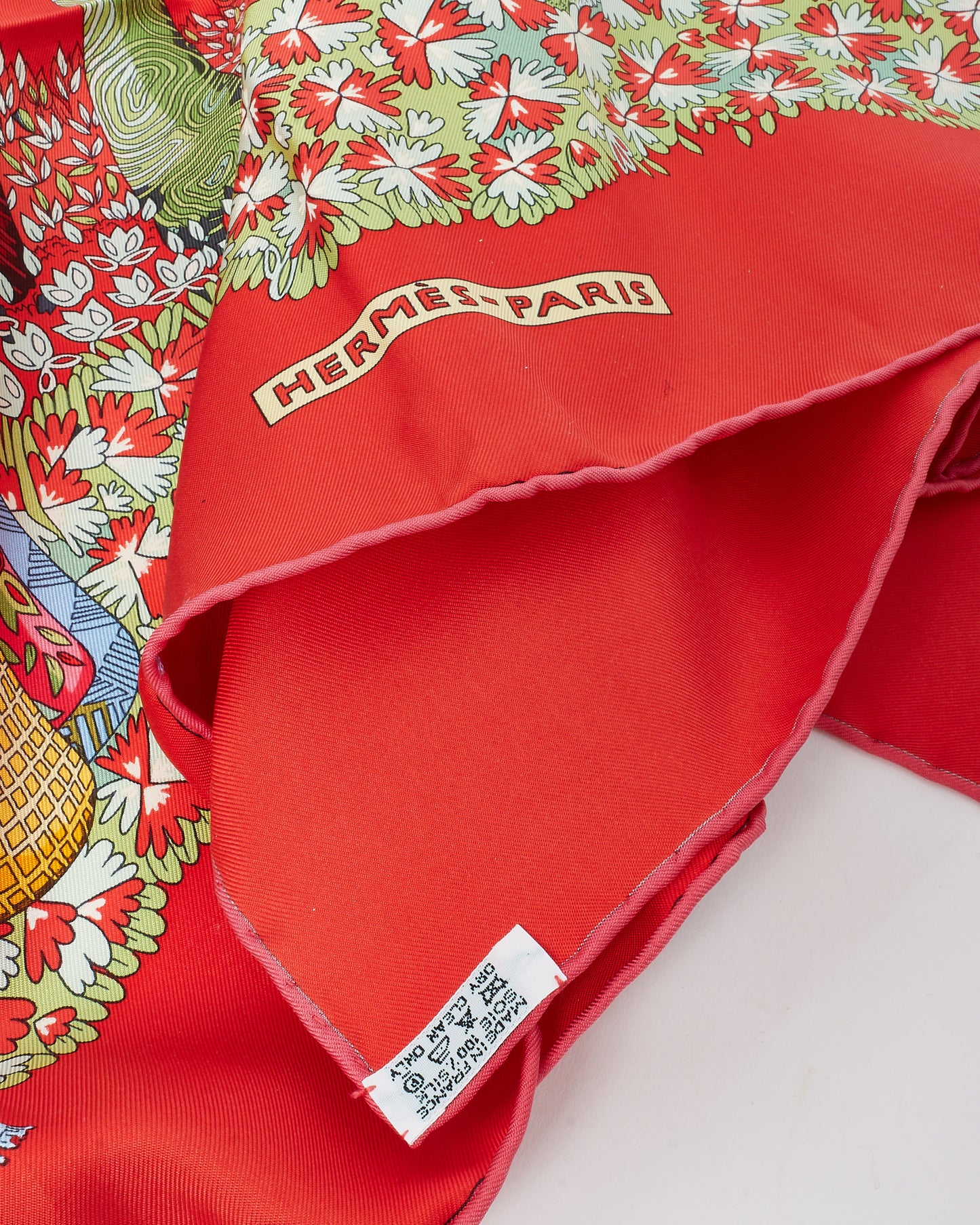 Hermès Red Multi Ombres et Lumières Silk Scarf