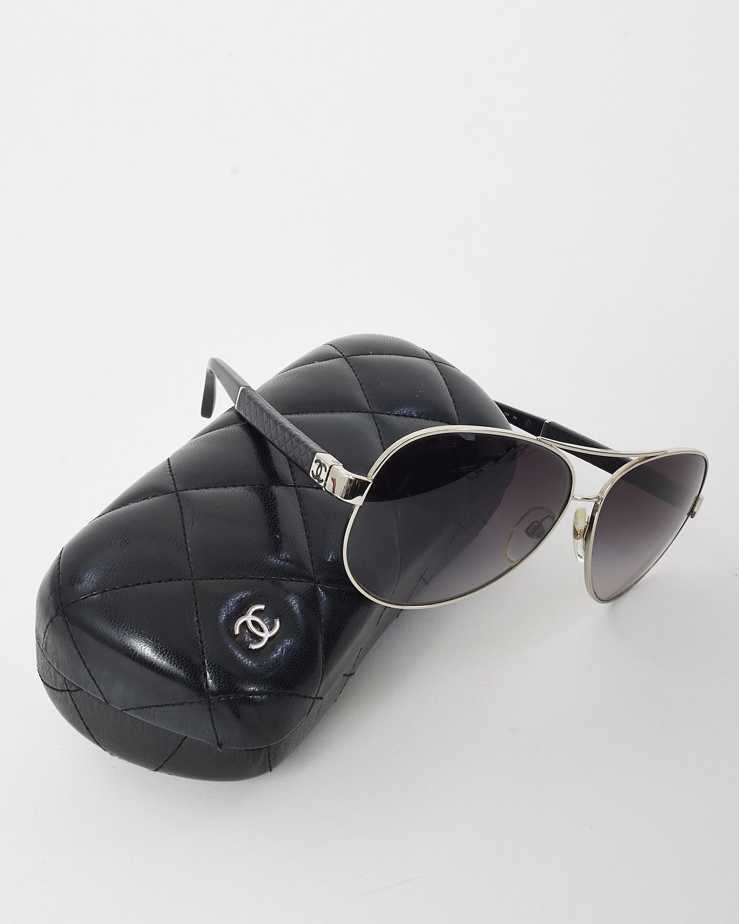 Chanel Silver Metal Frame Rimless Logo Aviator 4195-Q Sunglasses