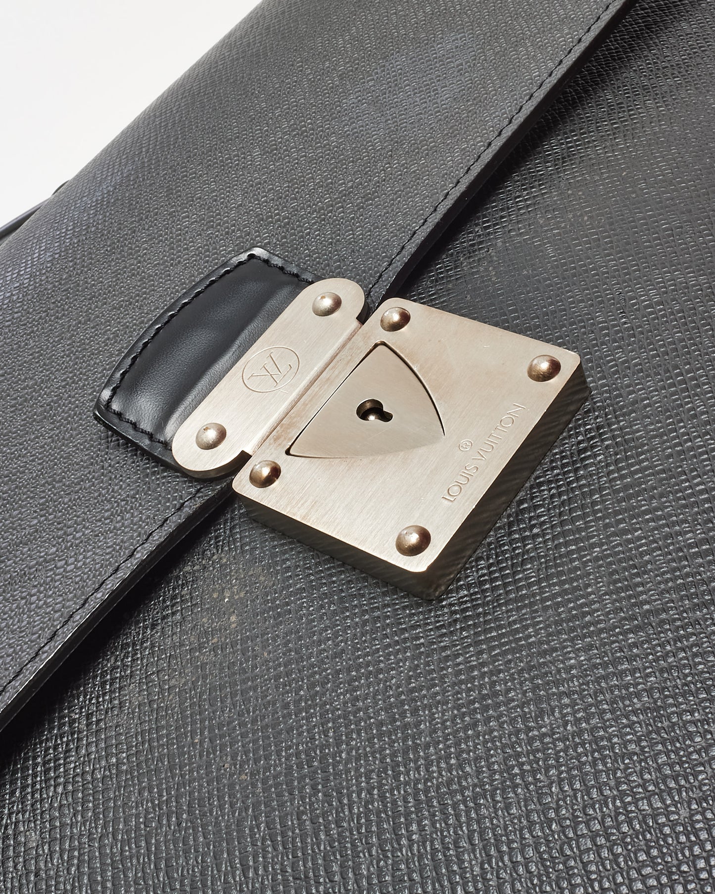 Louis Vuitton Black Taiga Leather Robusto 1 Briefcase