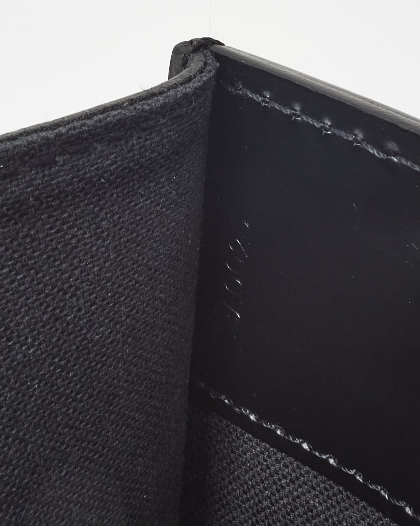 Louis Vuitton Black Taiga Leather Robusto 1 Briefcase