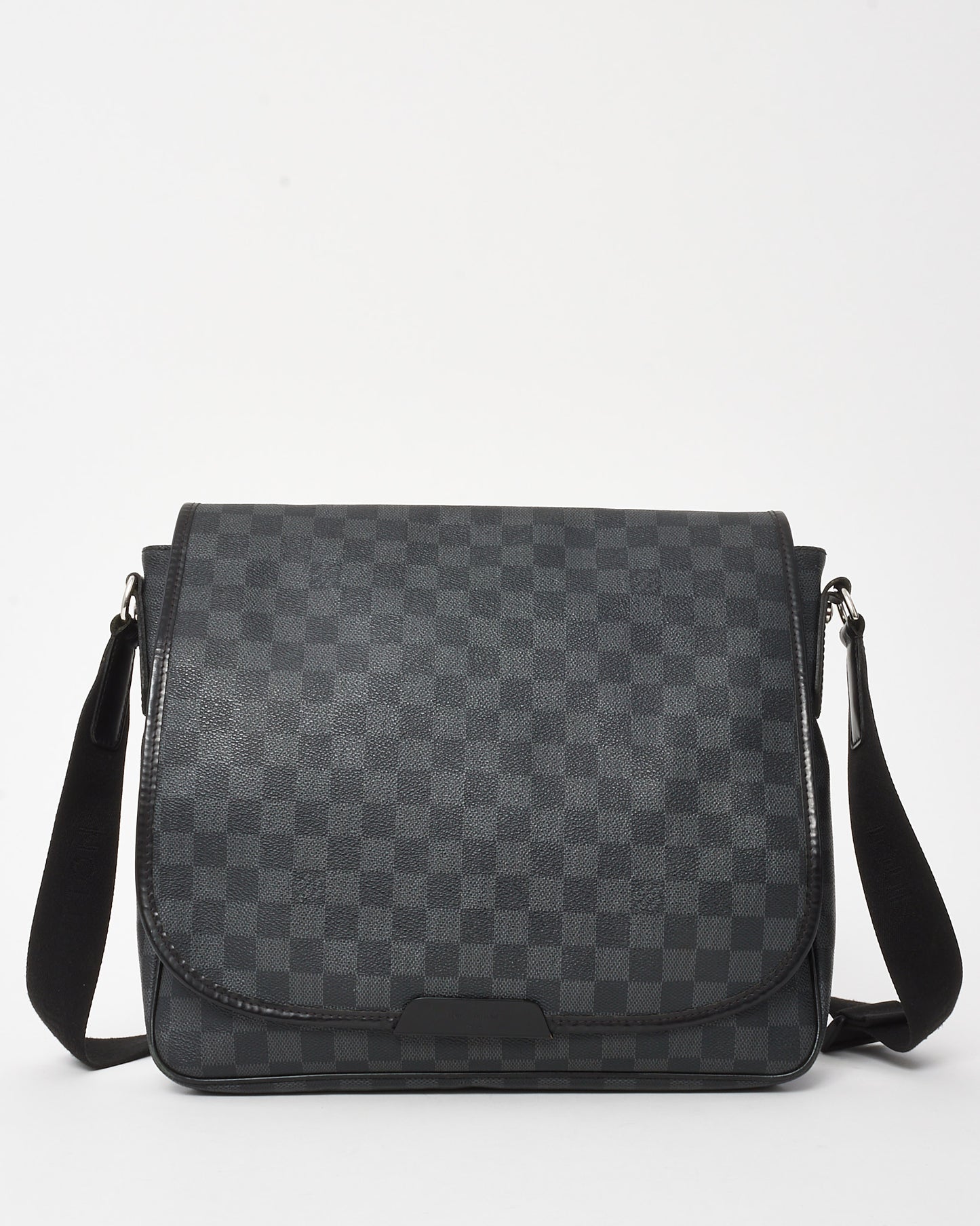 Louis Vuitton Black Damier Graphite Daniel MM Messenger Bag