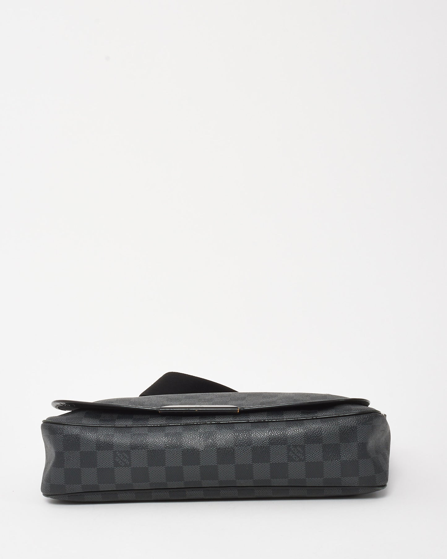 Louis Vuitton Black Damier Graphite Daniel MM Messenger Bag
