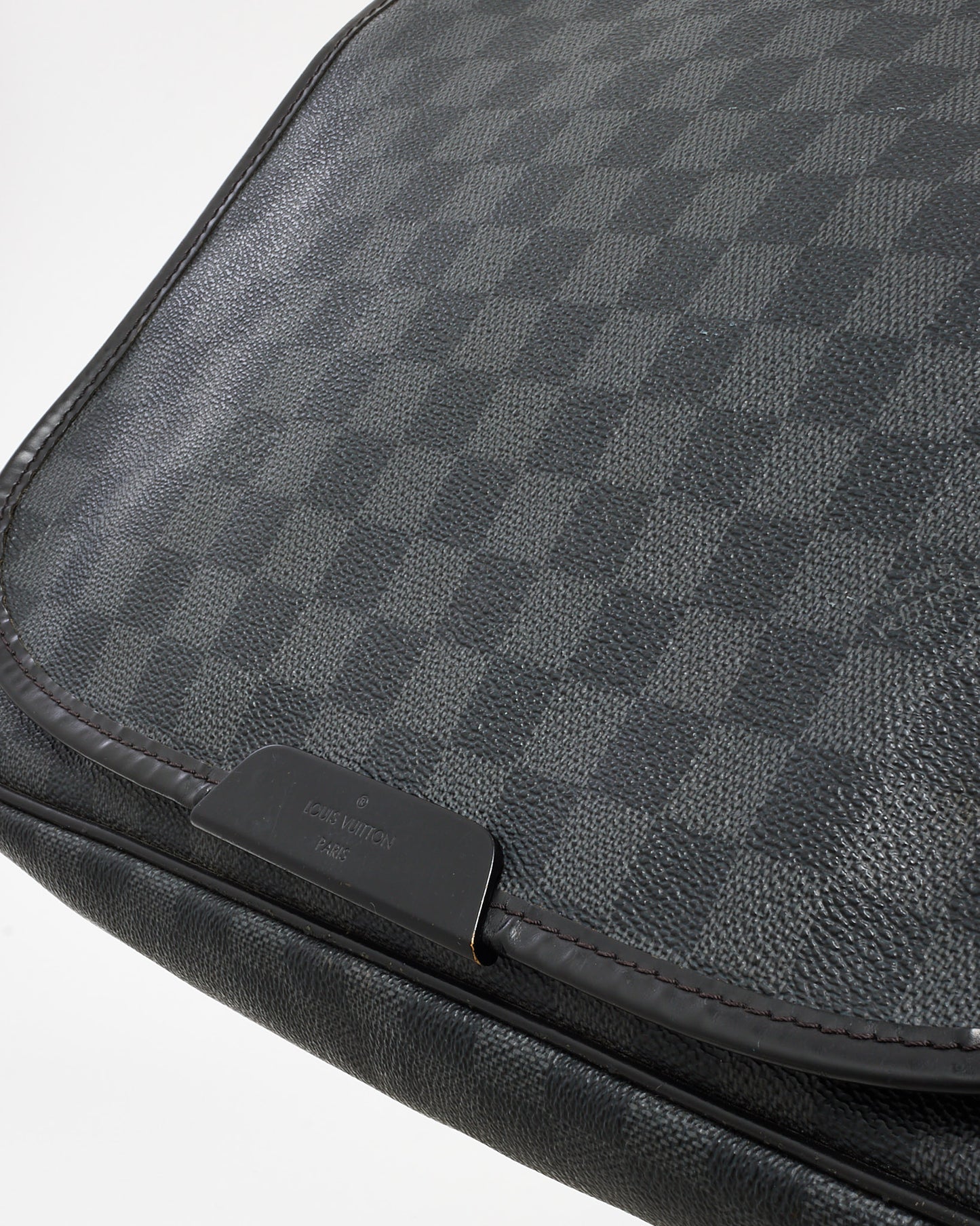 Louis Vuitton Black Damier Graphite Daniel MM Messenger Bag