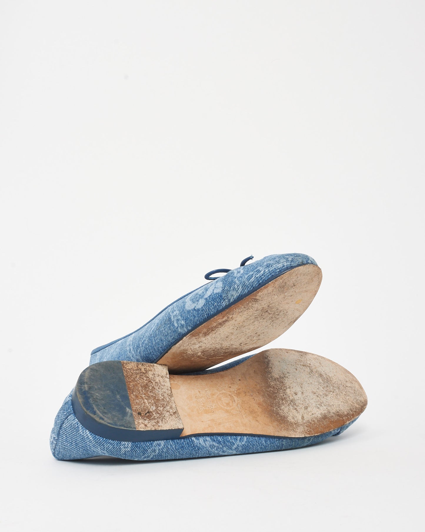 Chanel Blue Denim Cambon Chain CC Logo Ballet Flats - 38.5