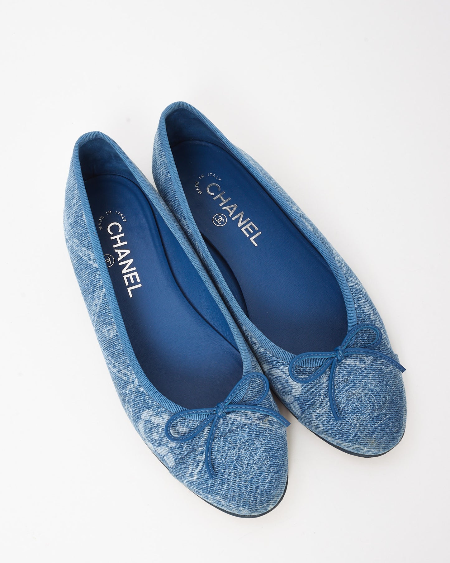 Chanel Blue Denim Cambon Chain CC Logo Ballet Flats - 38.5