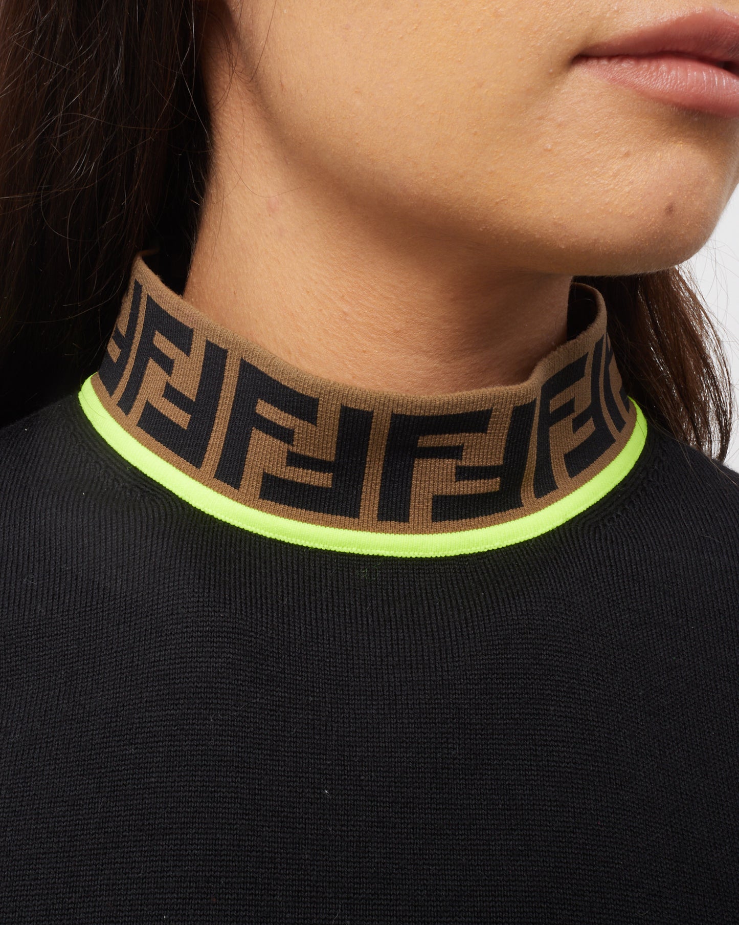 Fendi Men's Black Wool Knit Zucca Print Mockneck Sweater - 46 IT