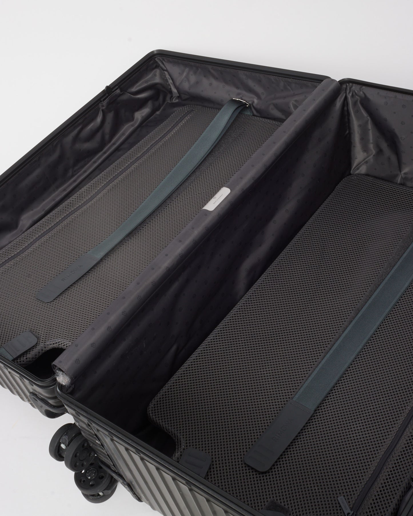 Rimowa Black Aluminum Classic Trunk Luggage