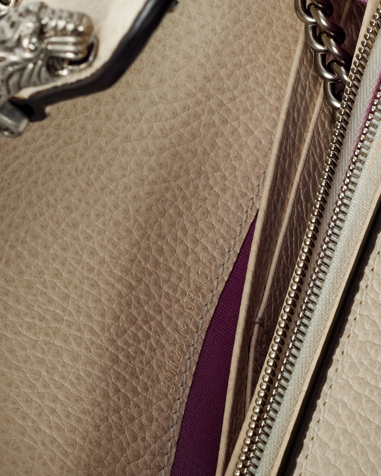 Gucci Cream White Pebbled Leather Dionysus WOC Wallet on Chain Bag