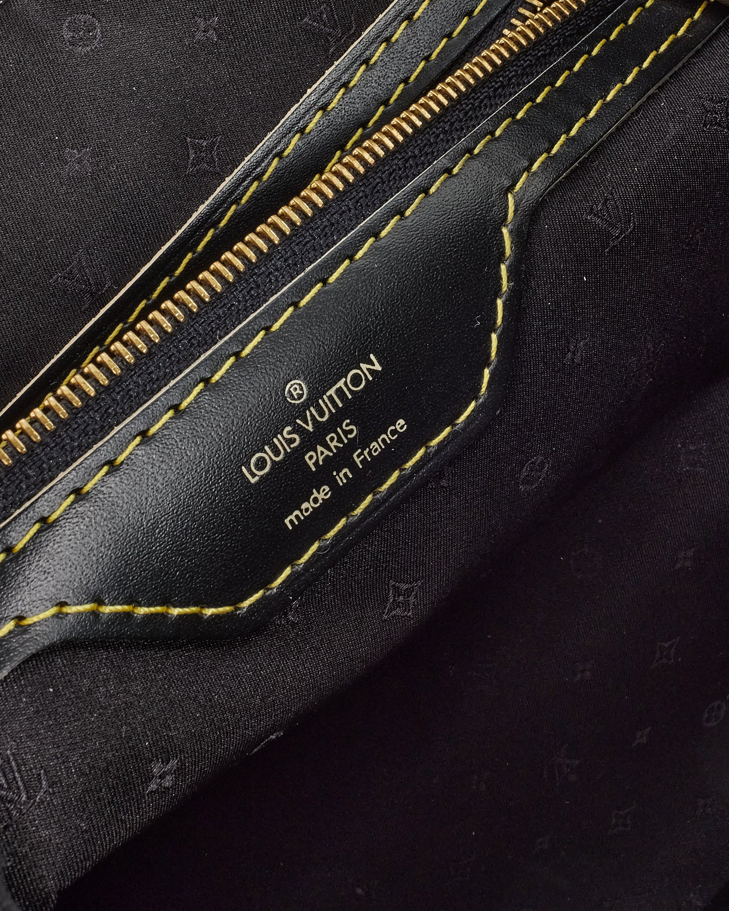 Louis Vuitton Black Suhali Leather Le Confident Shoulder Bag