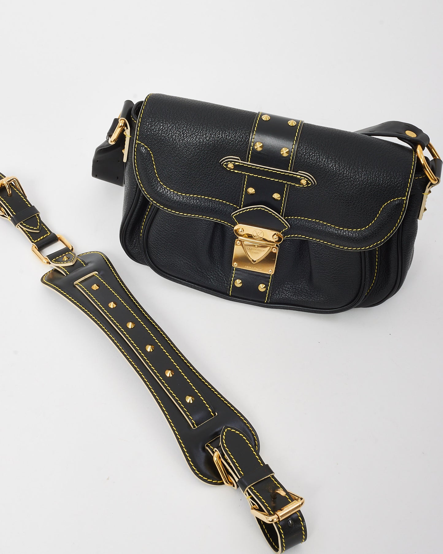 Louis Vuitton Black Suhali Leather Le Confident Shoulder Bag