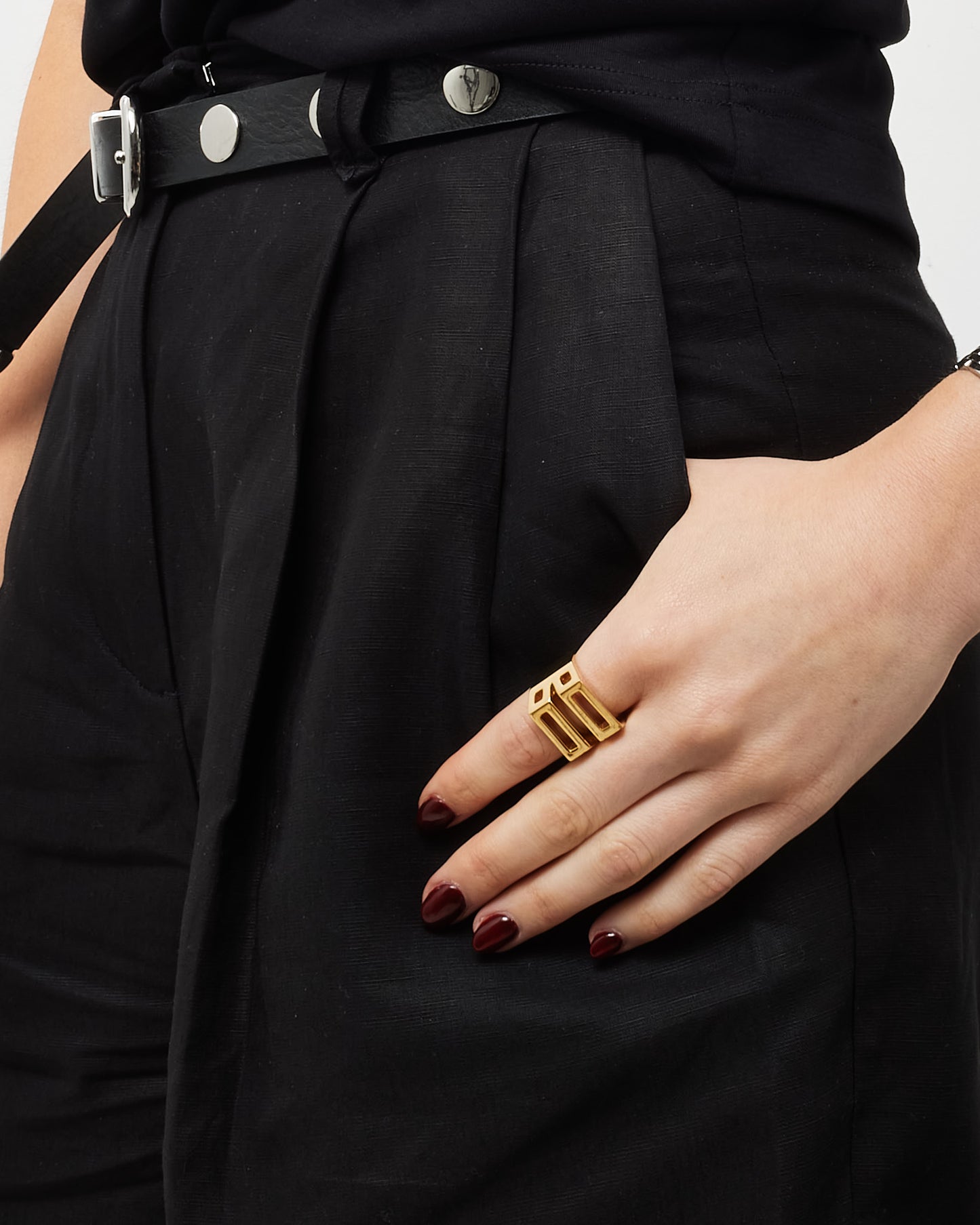 Chloé Gold Brass Geometric Square Ring - 7