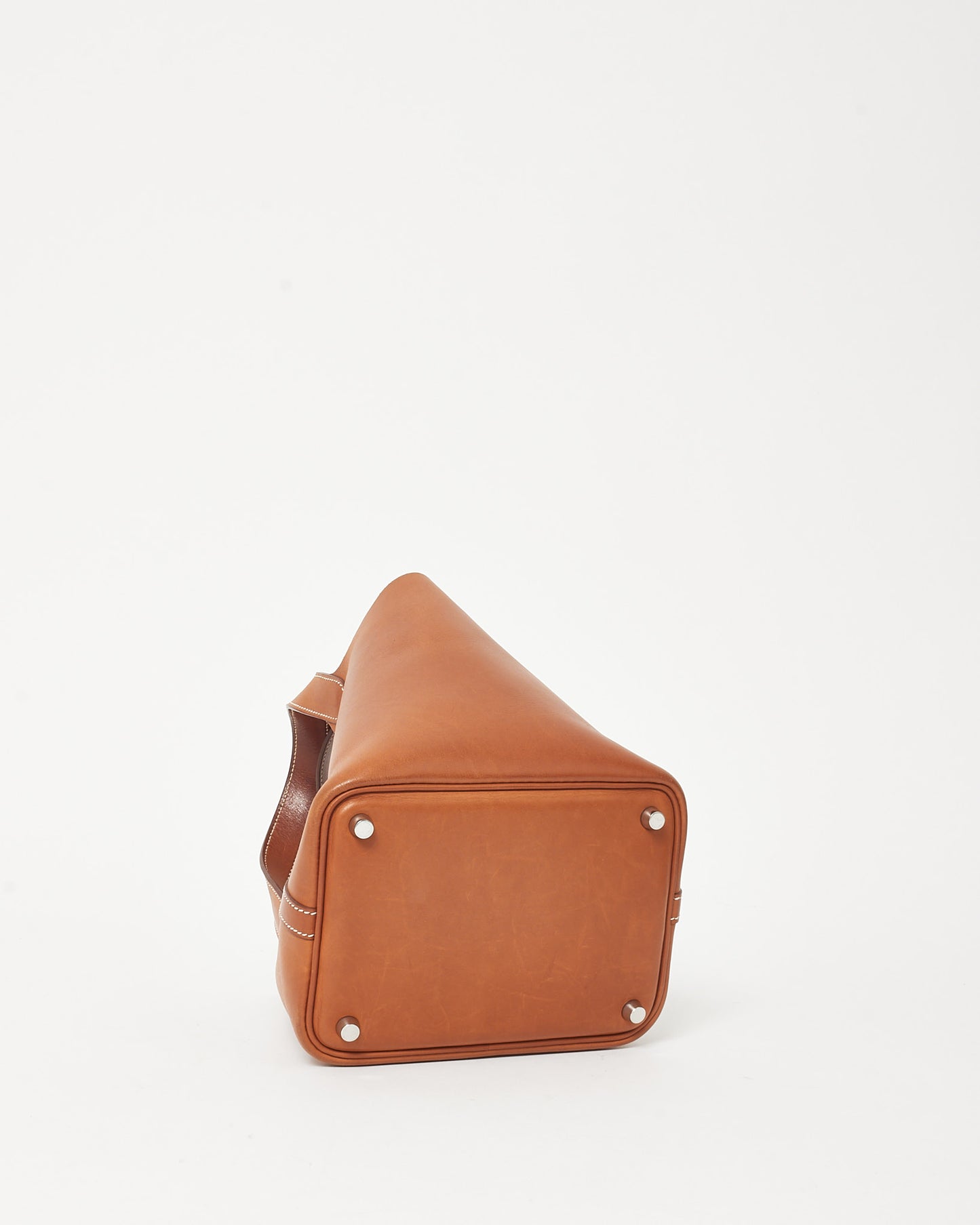 Hermès Gold Fauve Barenia Leather Picotin 18 Bag PHW