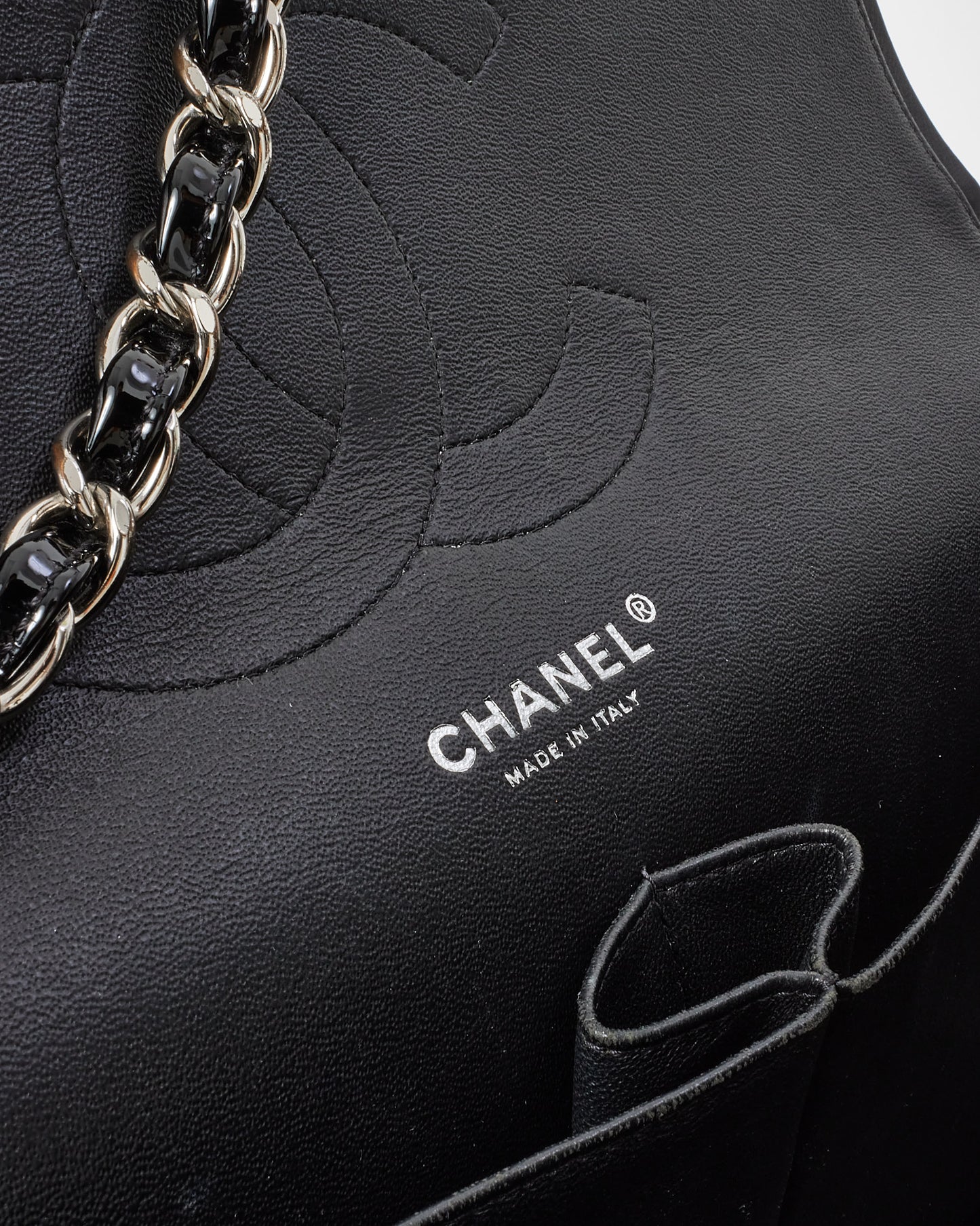 Chanel Black Quilted Patent Leather Jumbo Double Flap Bag SHW
