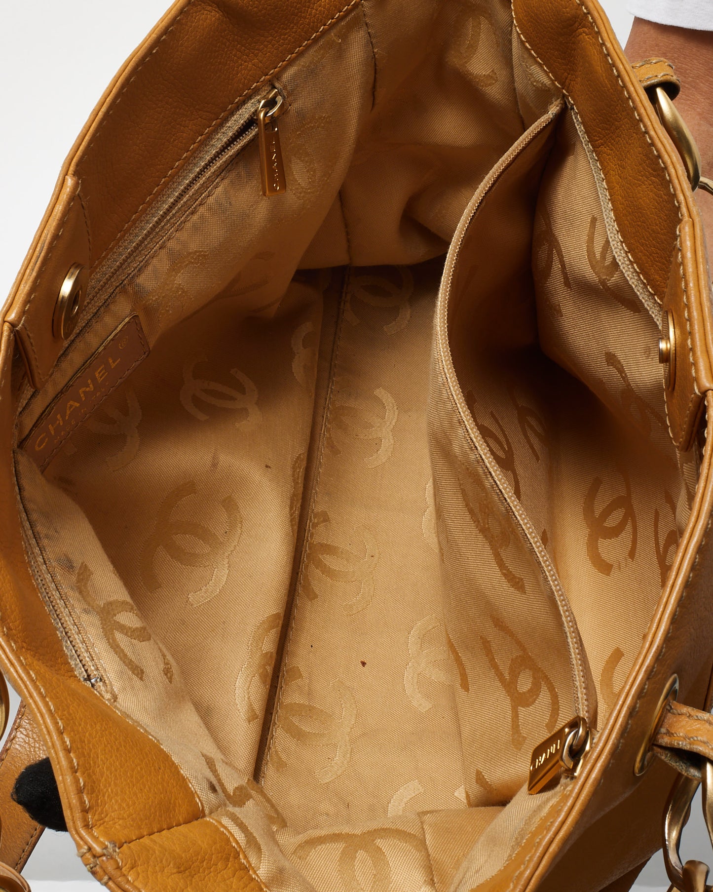 Chanel Vintage Tan Calfskin Leather CC Logo Chain Tote