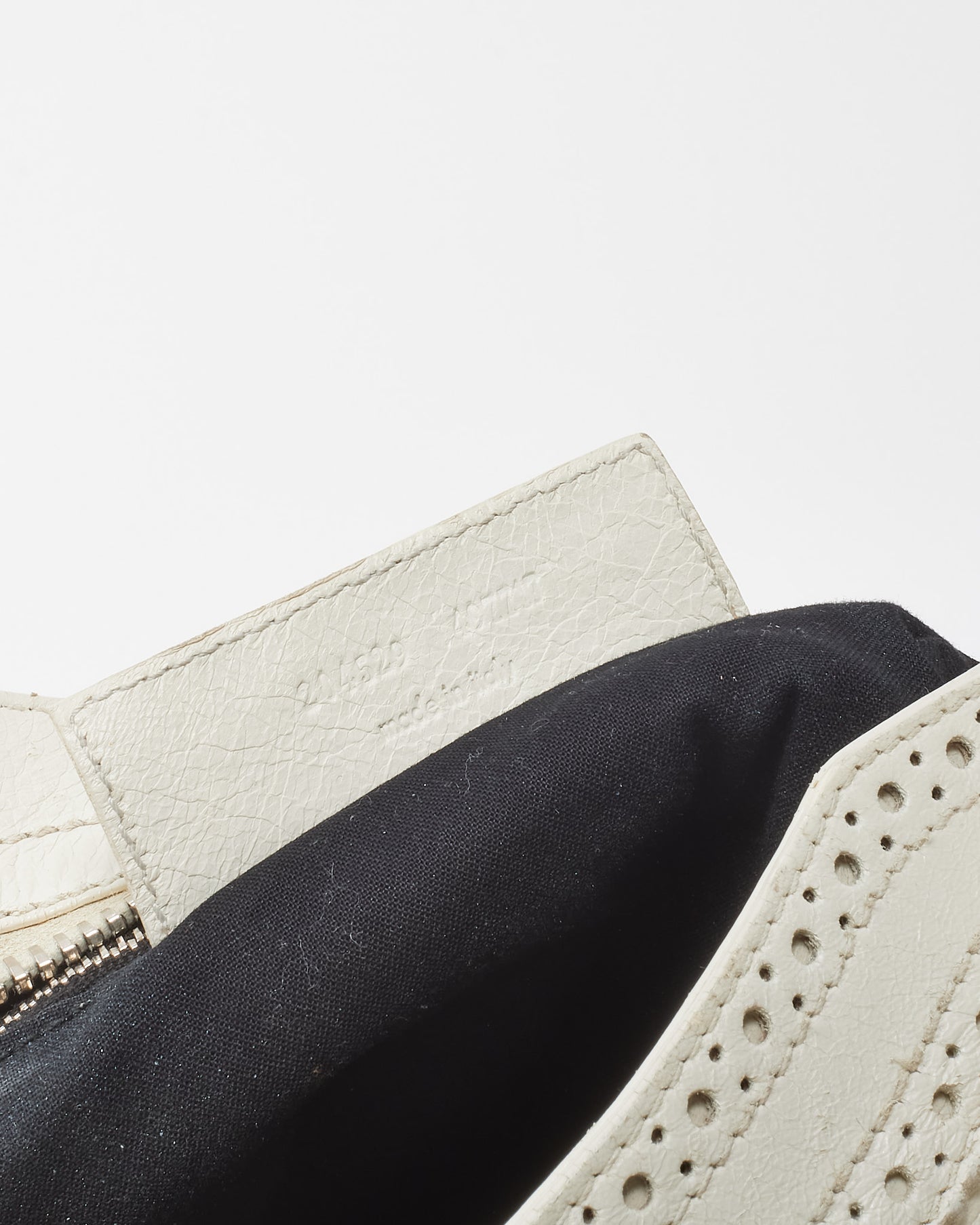 Balenciaga White Agneau Leather Giant Brogues Hardware City Bag with NO STRAP