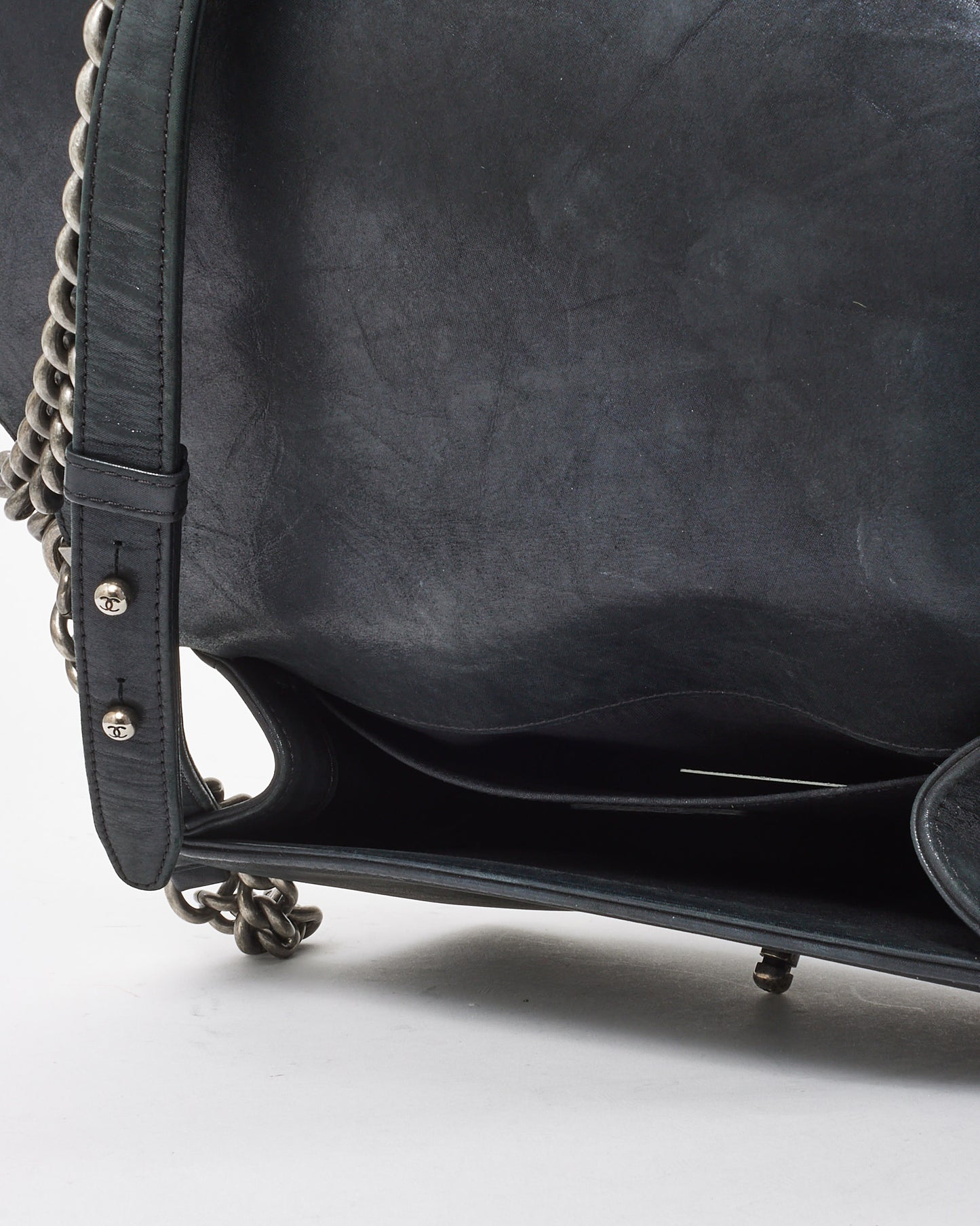 Chanel Black Calfskin Leather Double Stitch Medium Boy Flap Bag