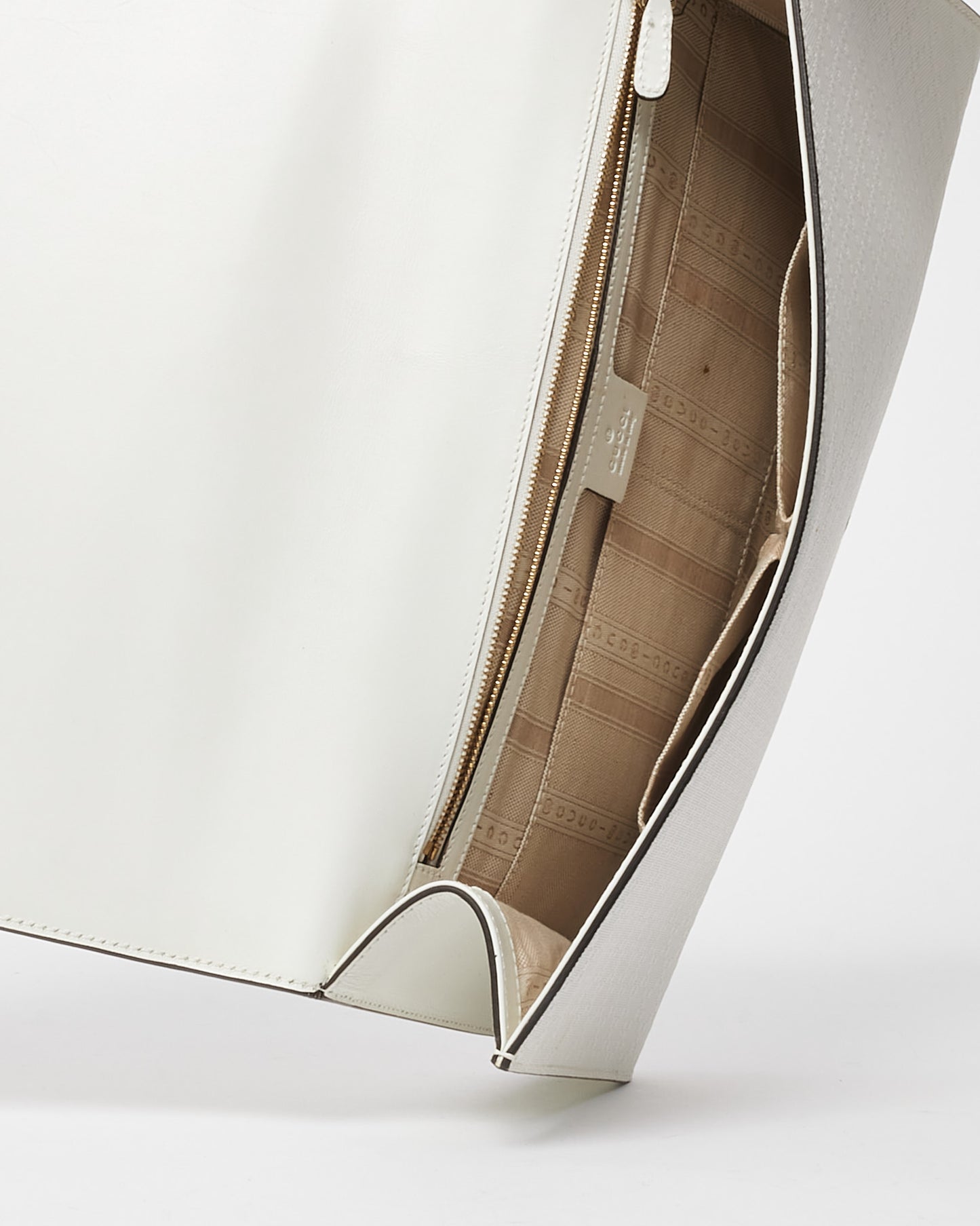 Gucci White Hilary Lux Bright Diamante Coated Canvas Clutch