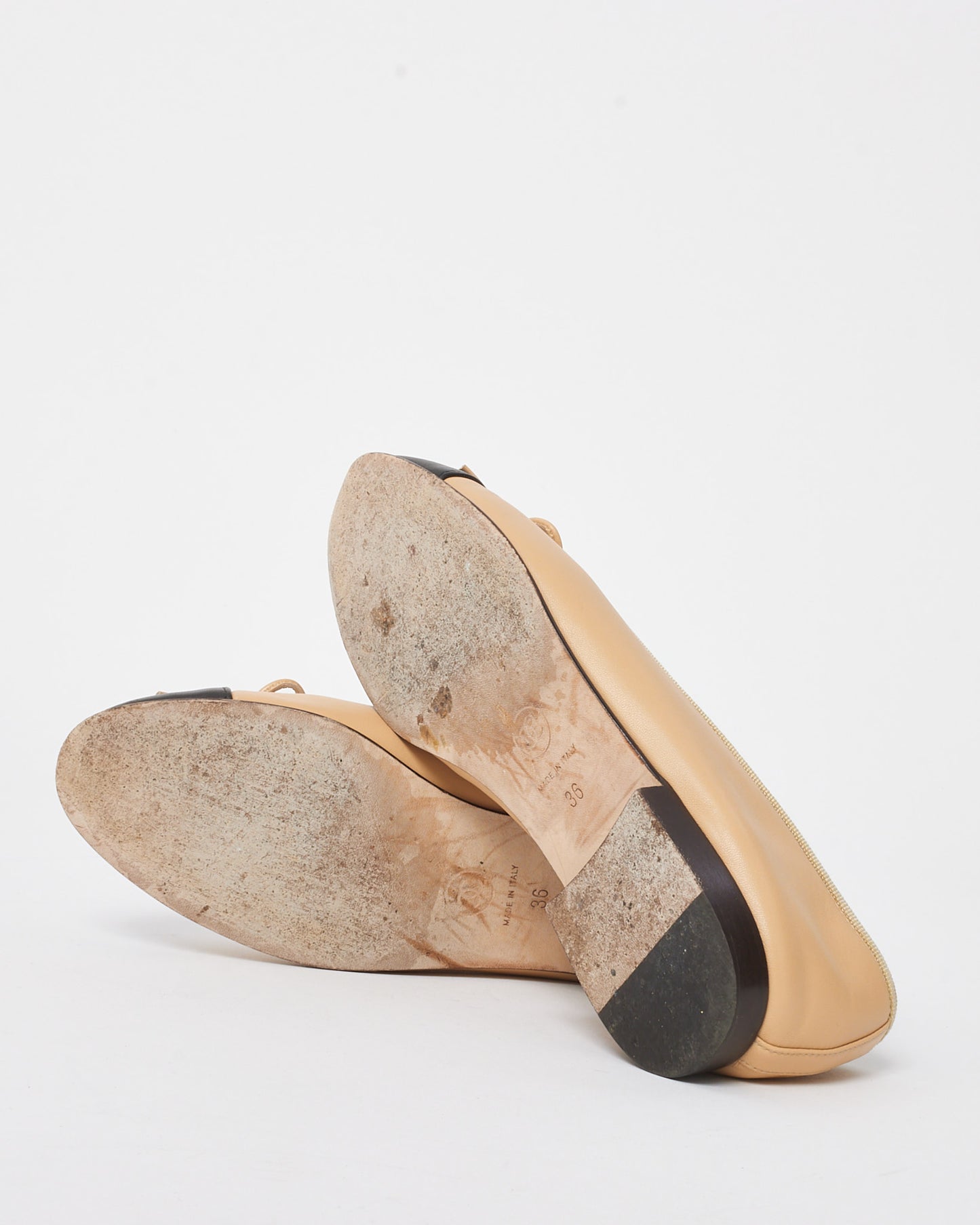 Chanel Beige Leather CC Logo Black Cap Toe Ballet Flats - 36