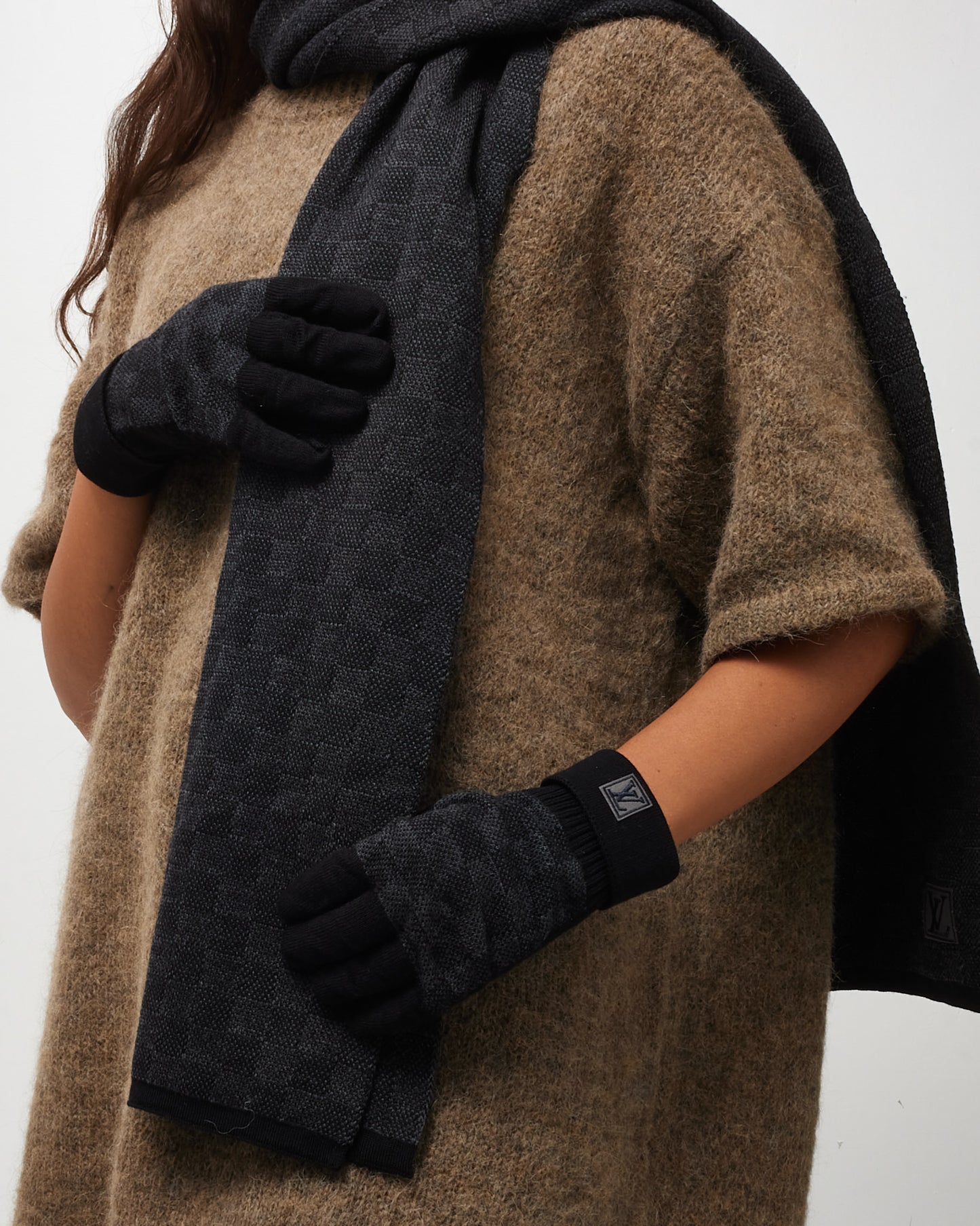 Louis Vuitton Black and Grey Damier Wool Scarf and Gloves Set
