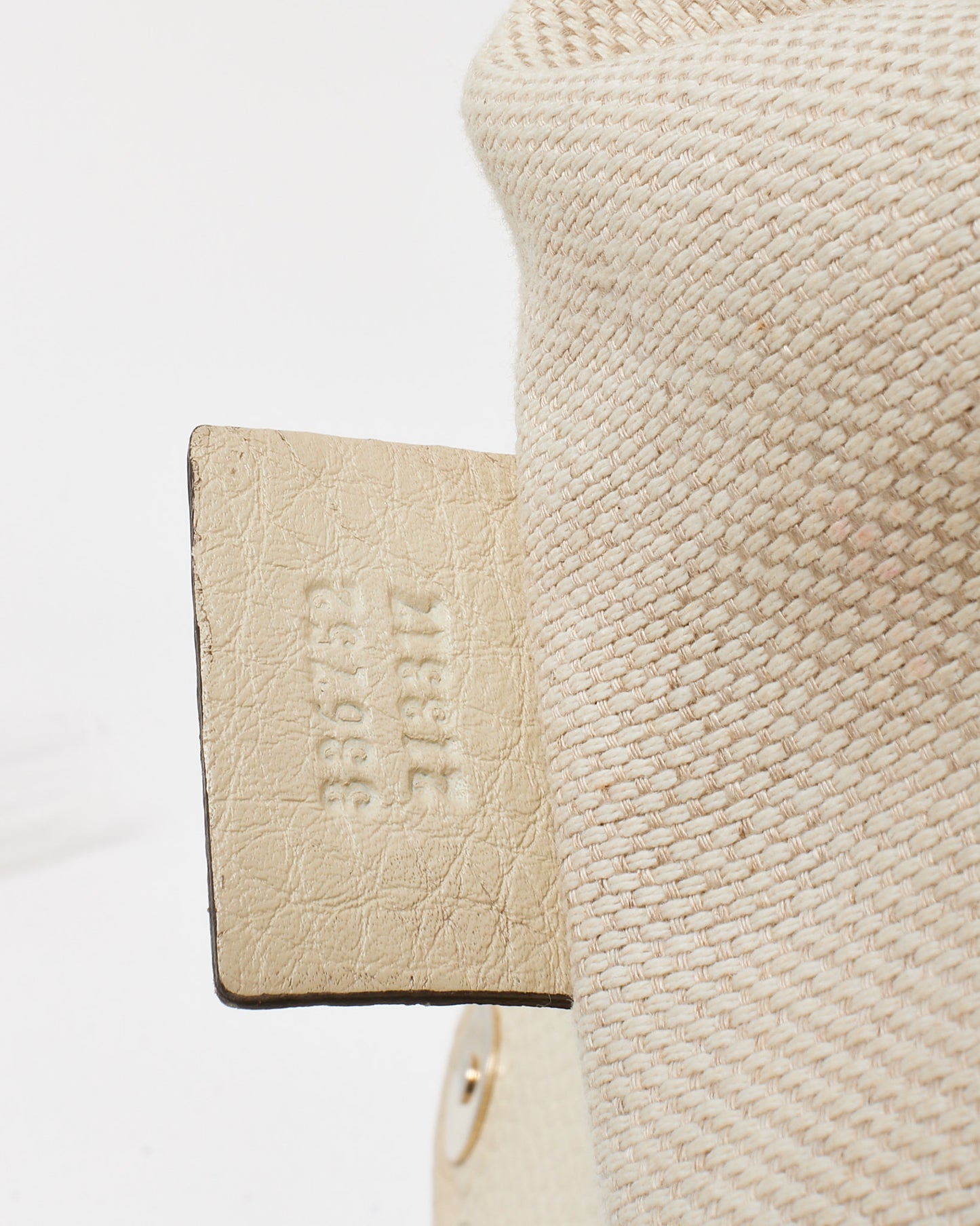 Gucci White Pebbled Calfskin Leather Medium Soho Flap Crossbody