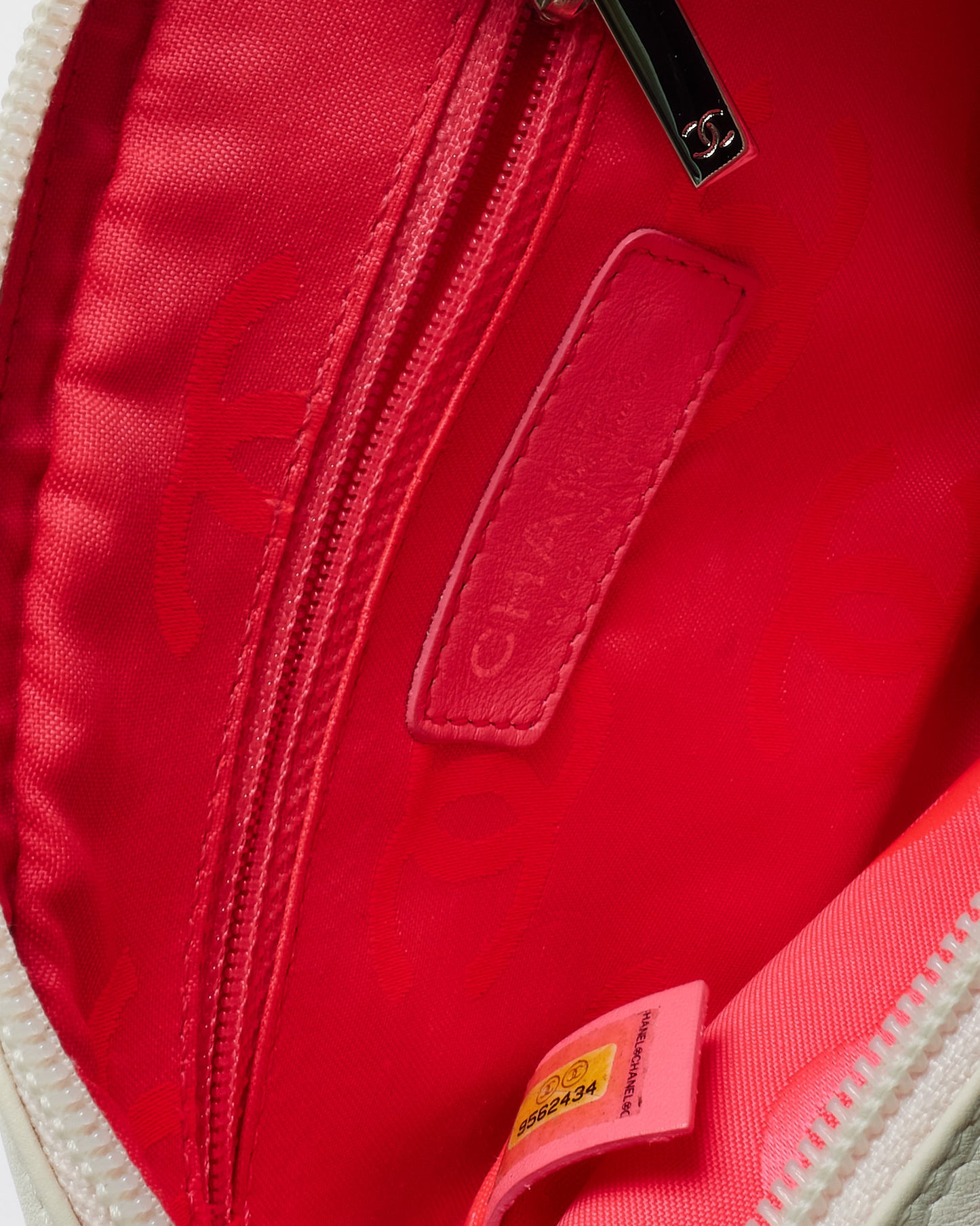 Chanel White Lambskin Leather Black CC Logo Cambon Pochette Shoulder Bag