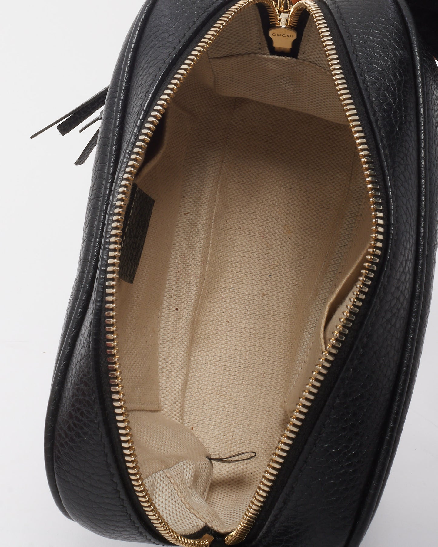 Gucci Black Pebbled Calfskin Leather GG Soho Disco Crossbody Bag