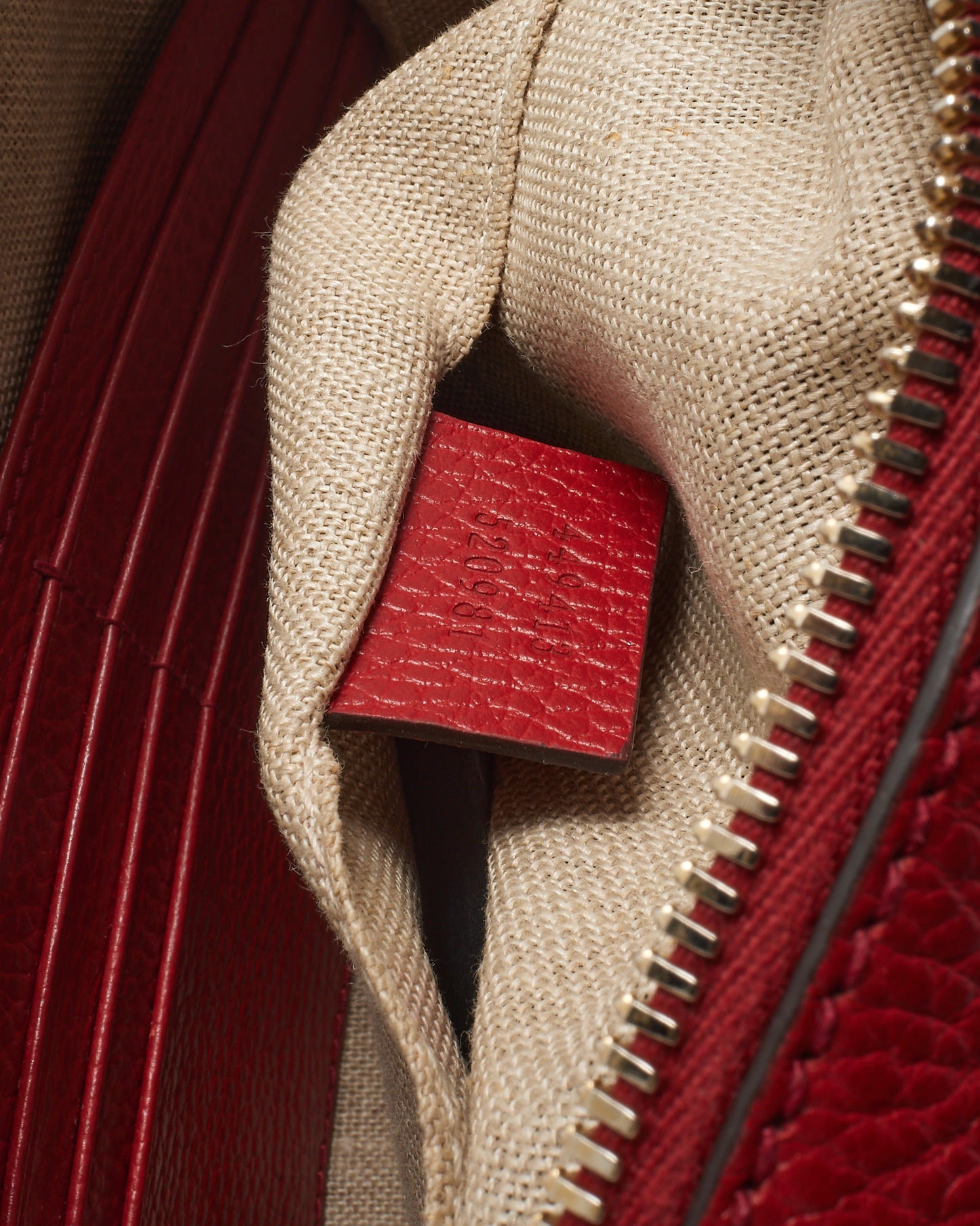 Gucci Beige and Ebony GG Monogram Canvas Red Leather Trim Mini Bree Camera Bag