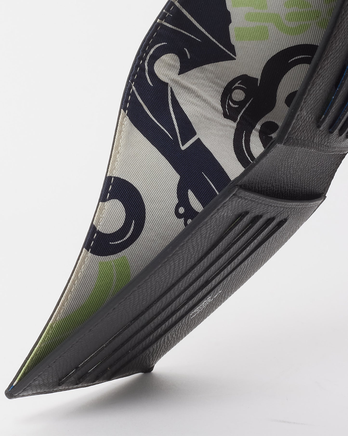 Hermès Black Epsom Leather Citizen Twill Compact Card Holder Wallet