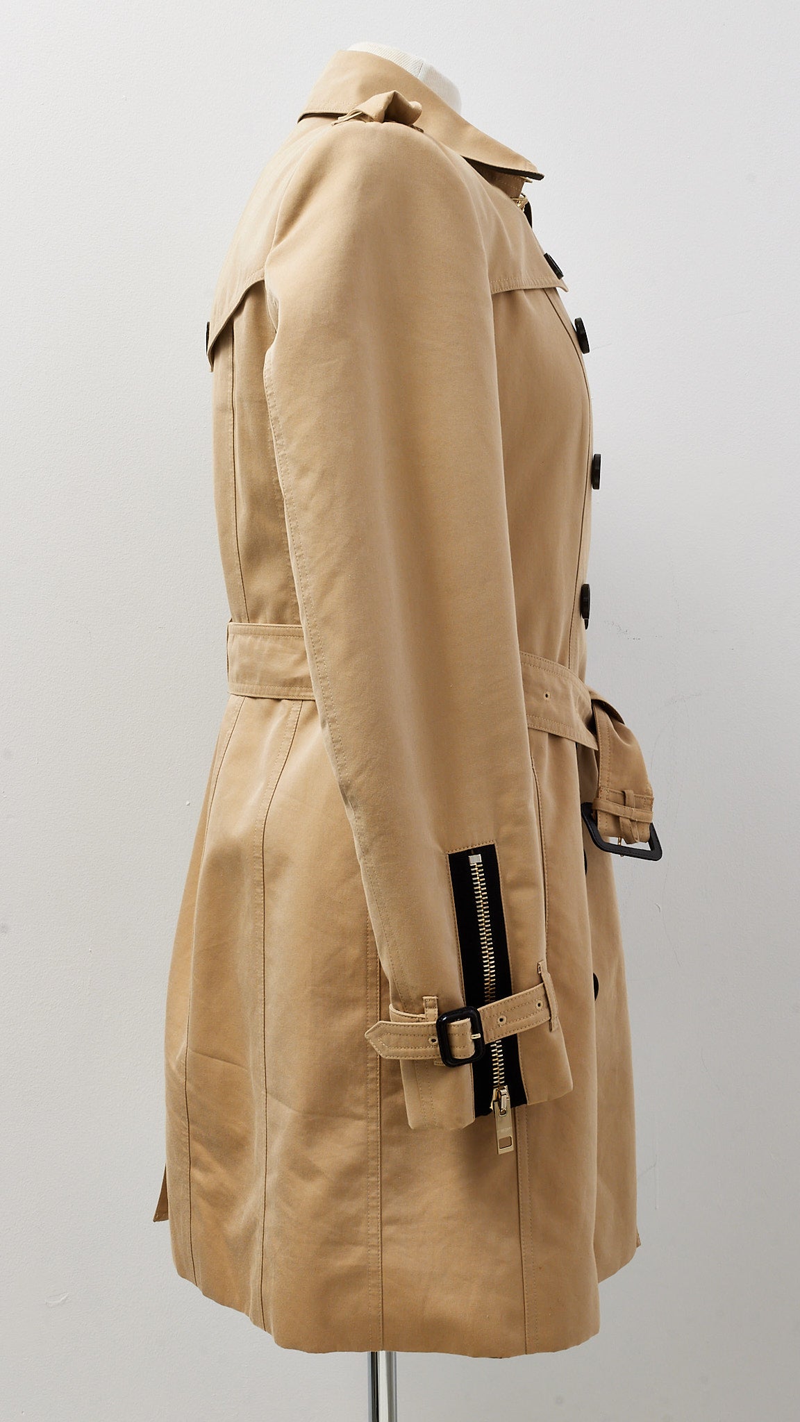 Burberry London Beige Black Detail Zip Trench Coat - US 8